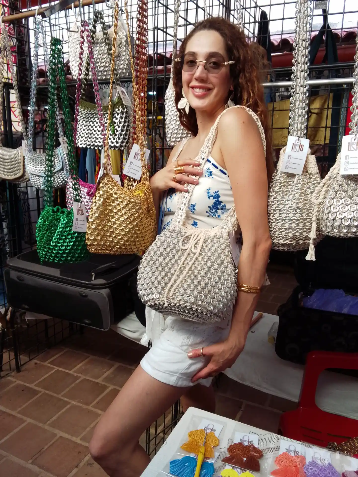 Bolso plateado  - Imagen 3