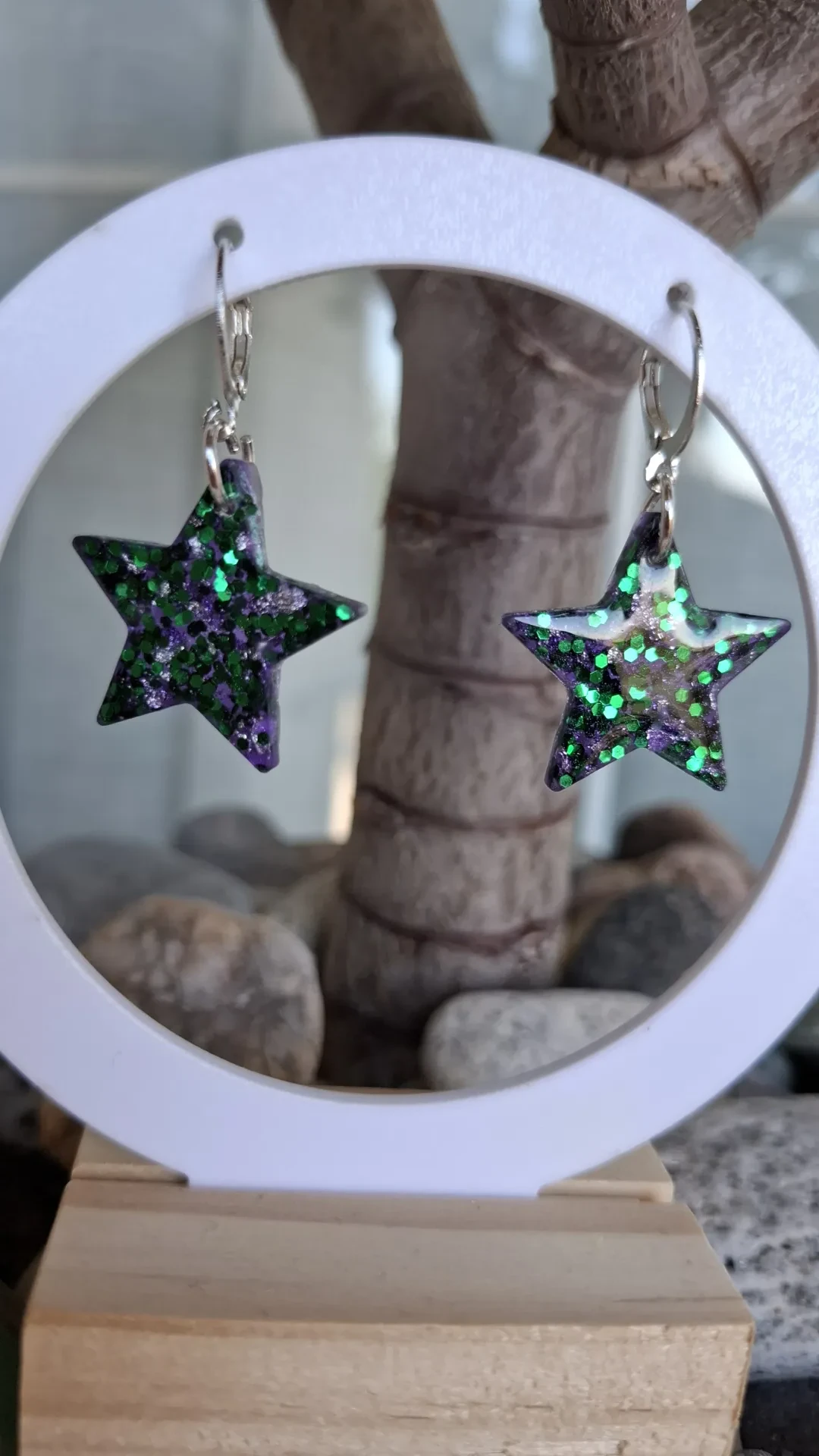 Conjunto de pendientes de estrellas y colgante de luna