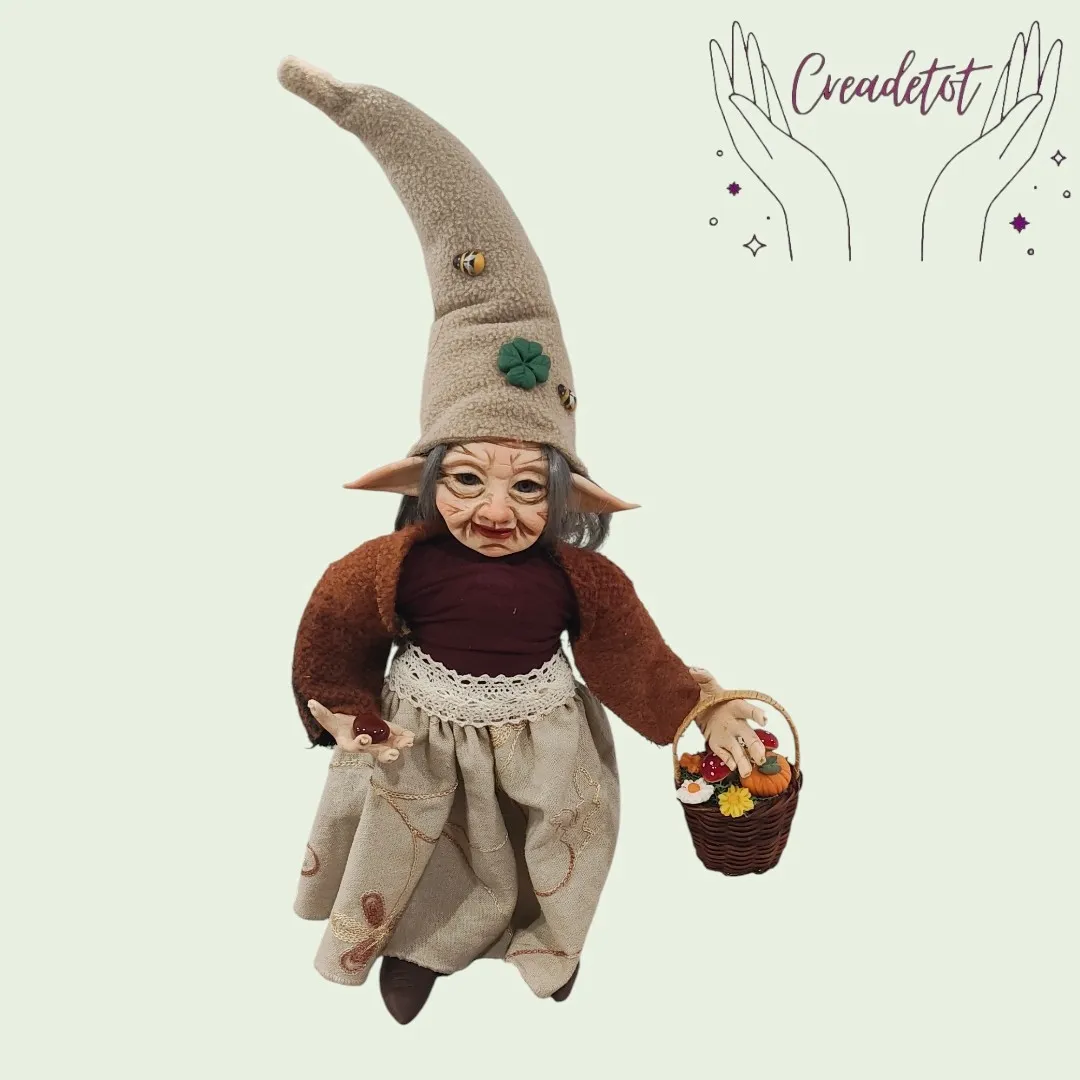Duende anciana de la abundancia articulada