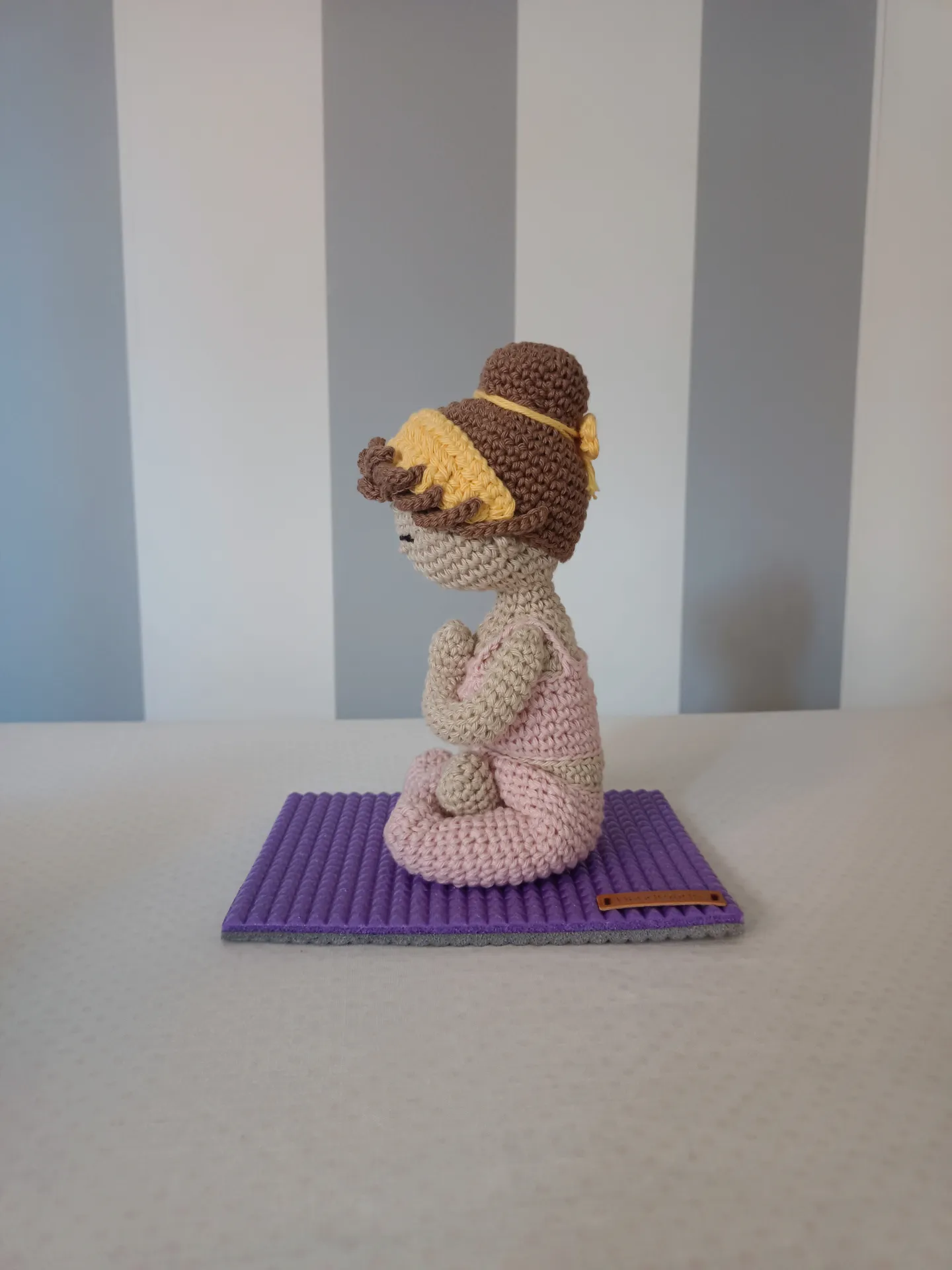 Muñeca meditando - Imagen 3