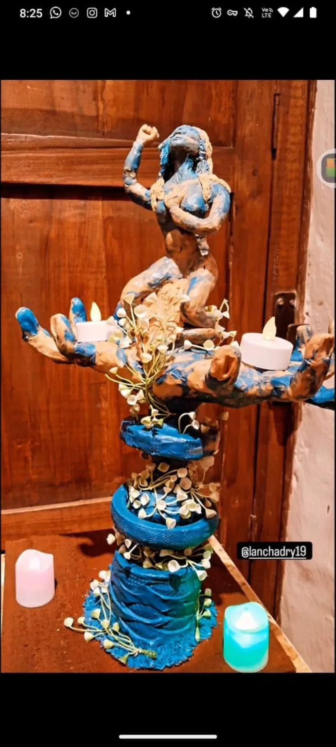 Escultura Rena