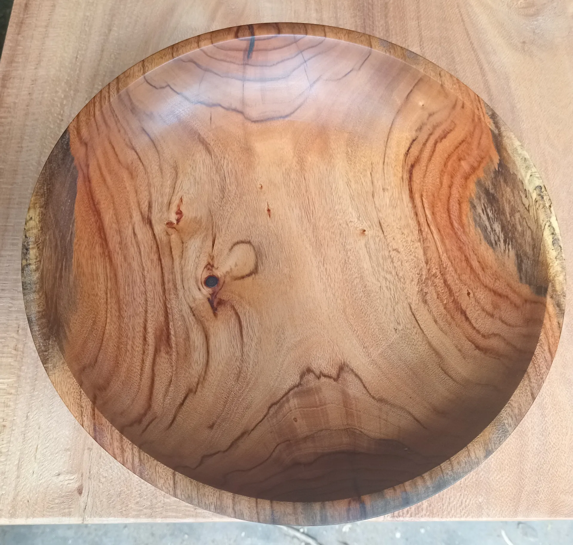 Cuenco en madera de urunday - Imagen 2