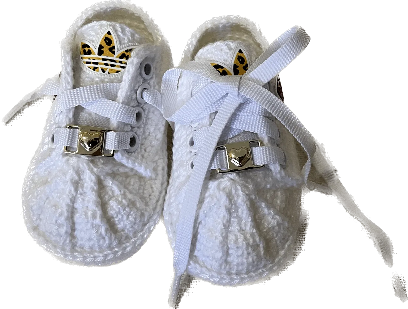 Patucos para bebé tejidos a crochet o ganchillo. Deportivas de caña baja personalizadas - Imagen 3