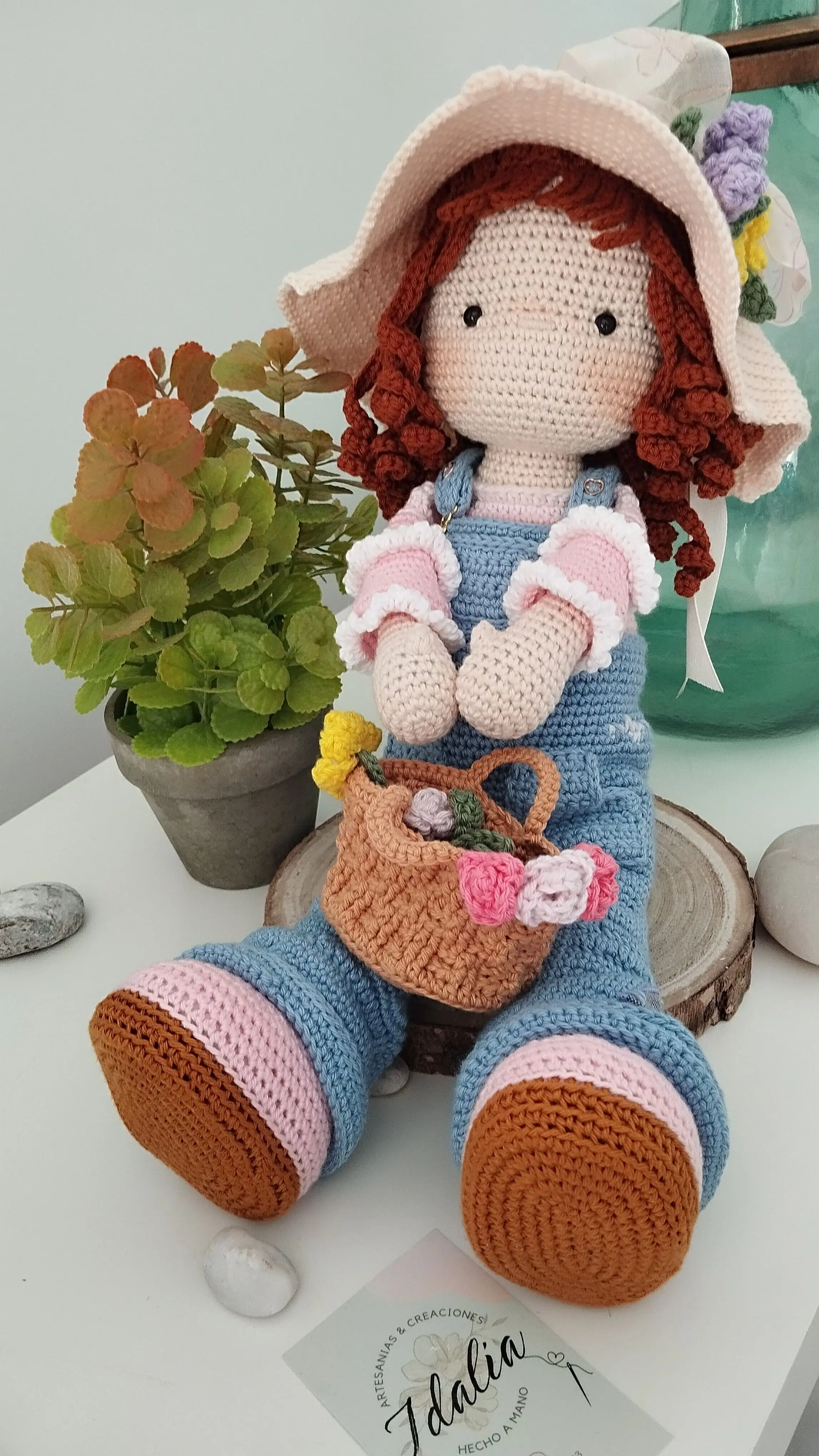 Muñeca amigurumi Lucy - Imagen 3