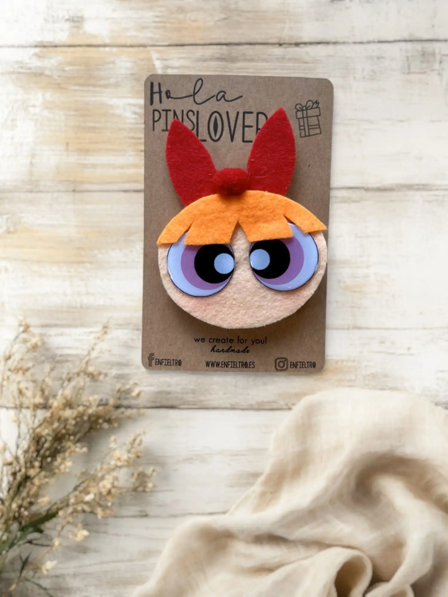 Box Chicas Superpoderosas pins en fieltro - Imagen 3