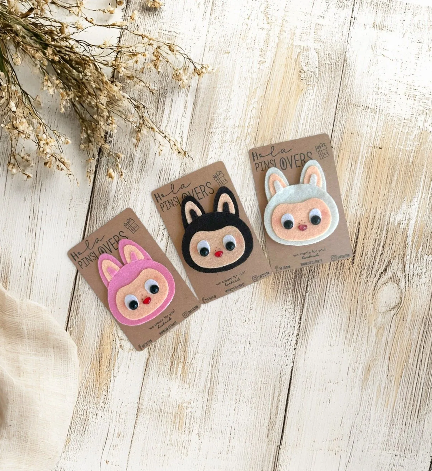 Box Labubu pin en fieltro - Imagen 2