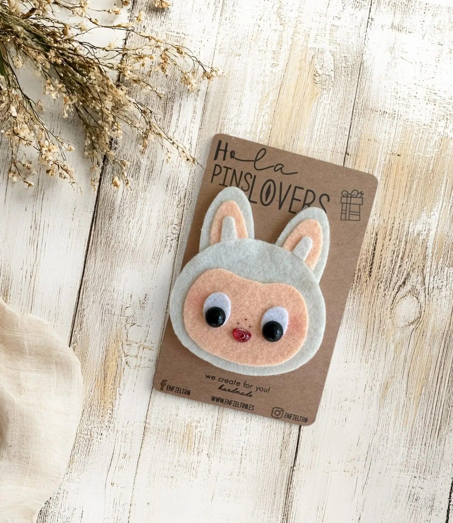Box Labubu pin en fieltro - Imagen 4