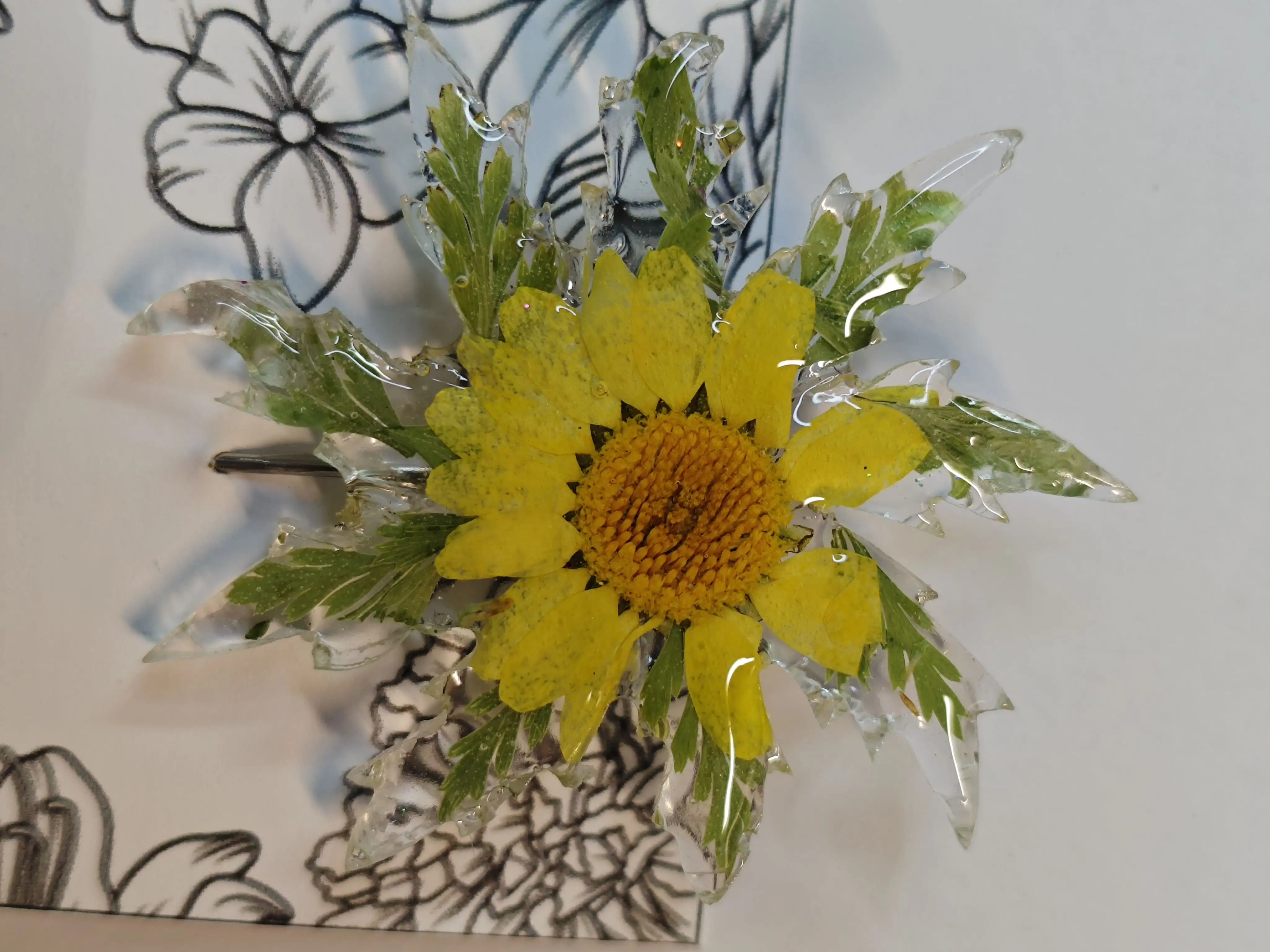 Broche Eguzkilore amarillo