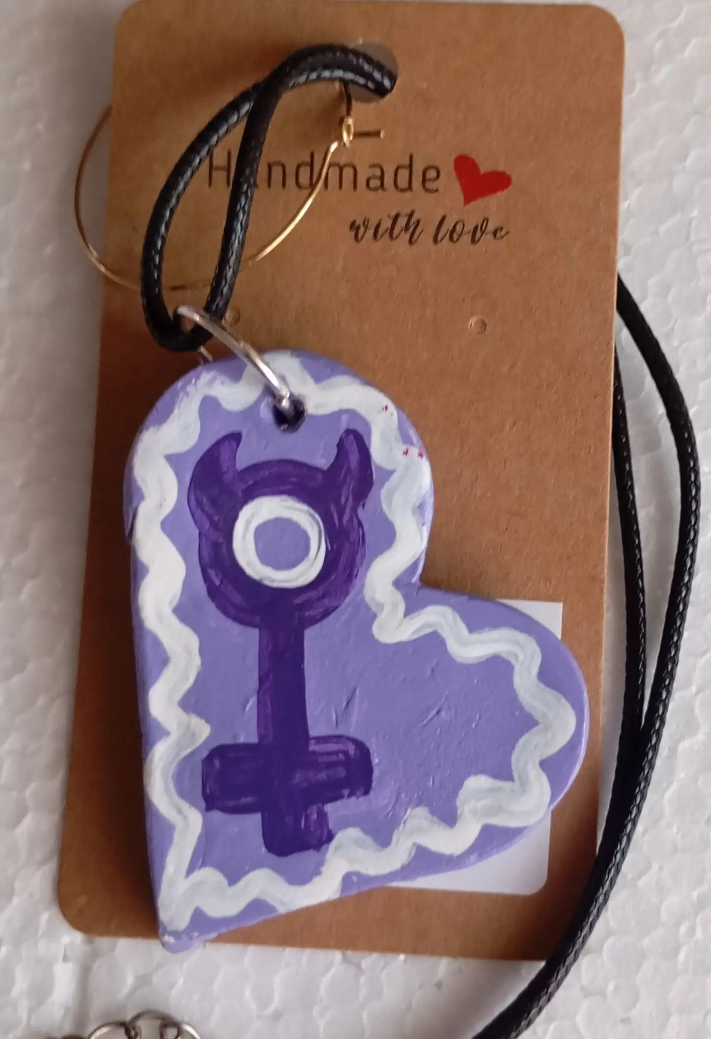 Colgante feminista