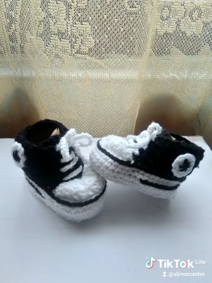 Zapatos tejidos