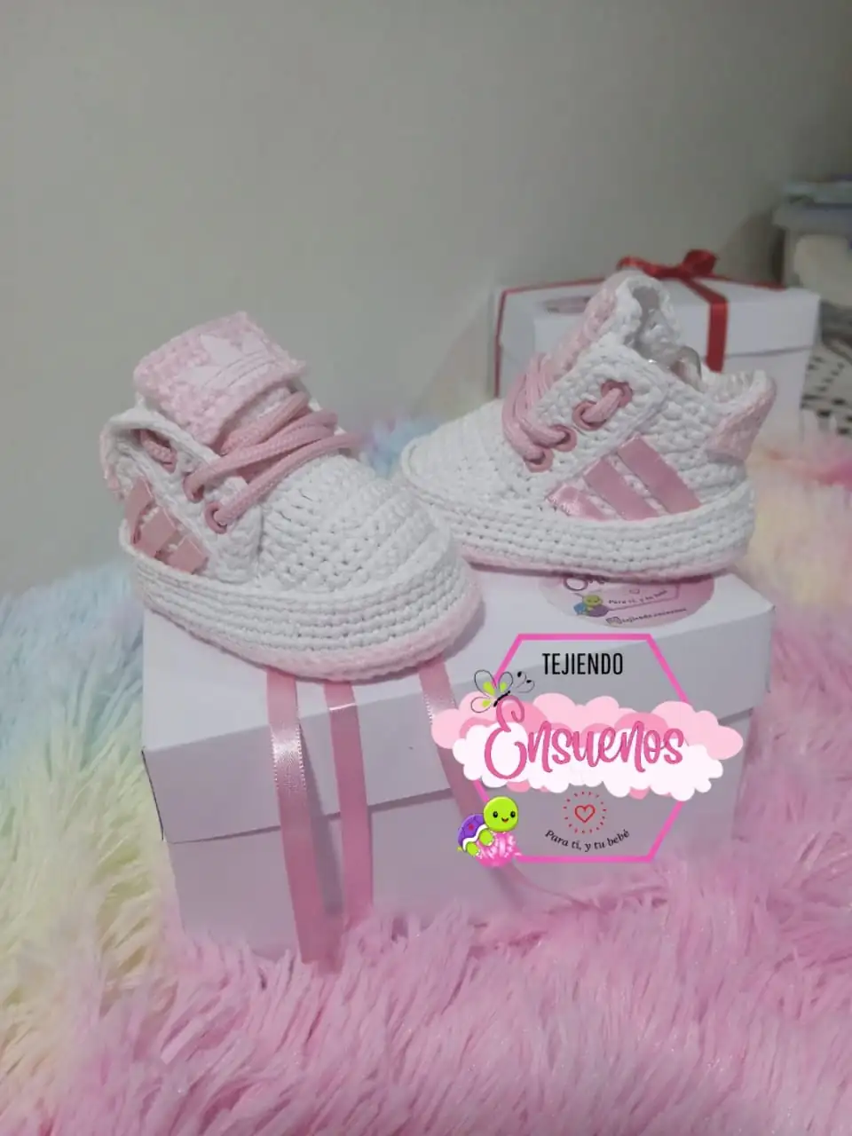 Zapatos tejidos a mano