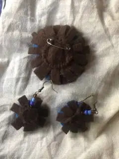 Broche y pendientes Flor otoñal - Imagen 2
