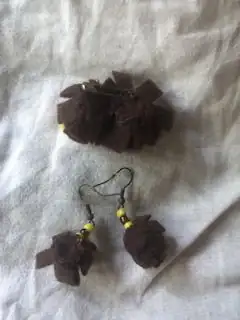 Broche y pendientes Yellow-brown  - Imagen 2