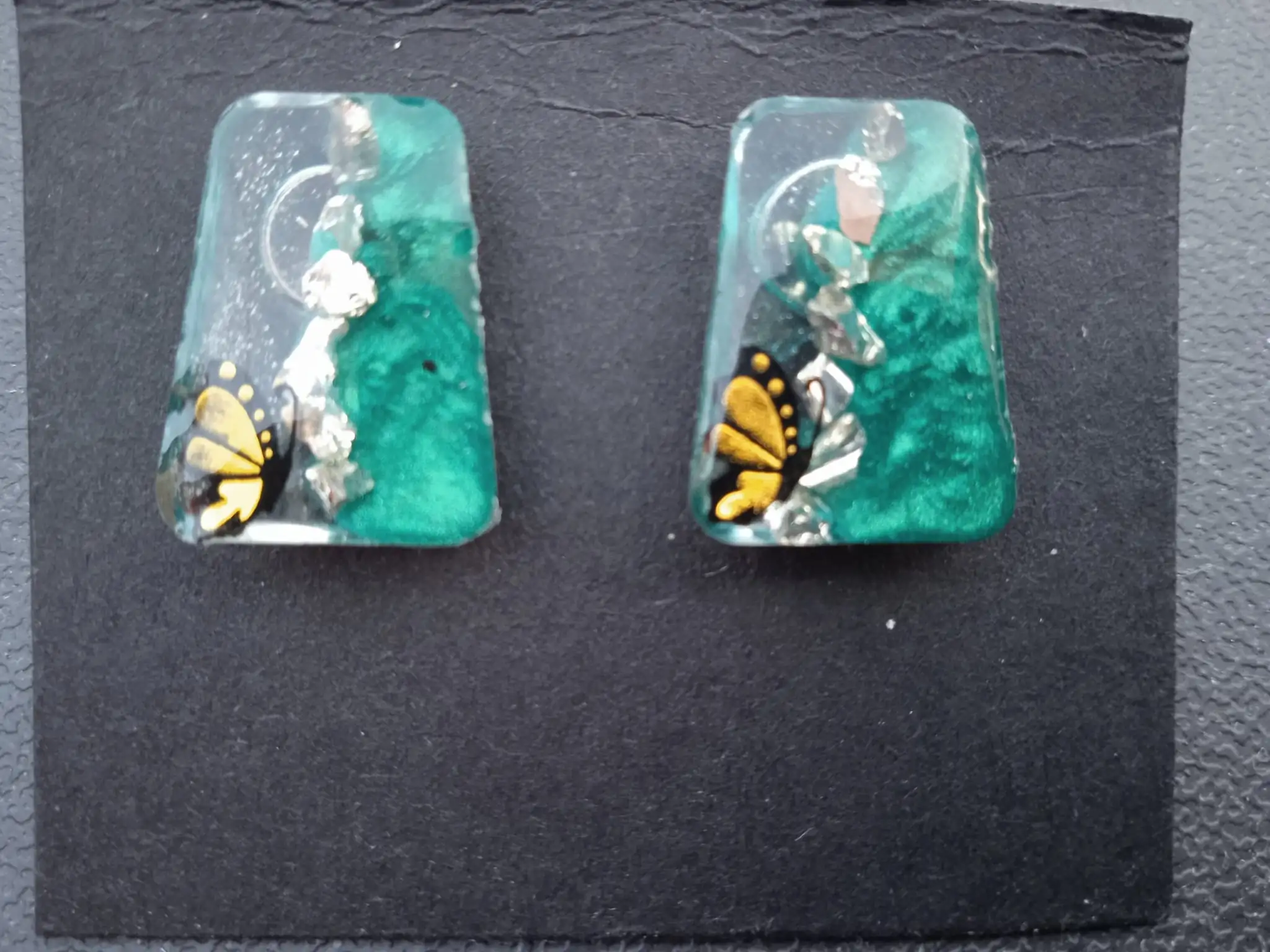 Pendientes de resina "Alas de Mariposa"