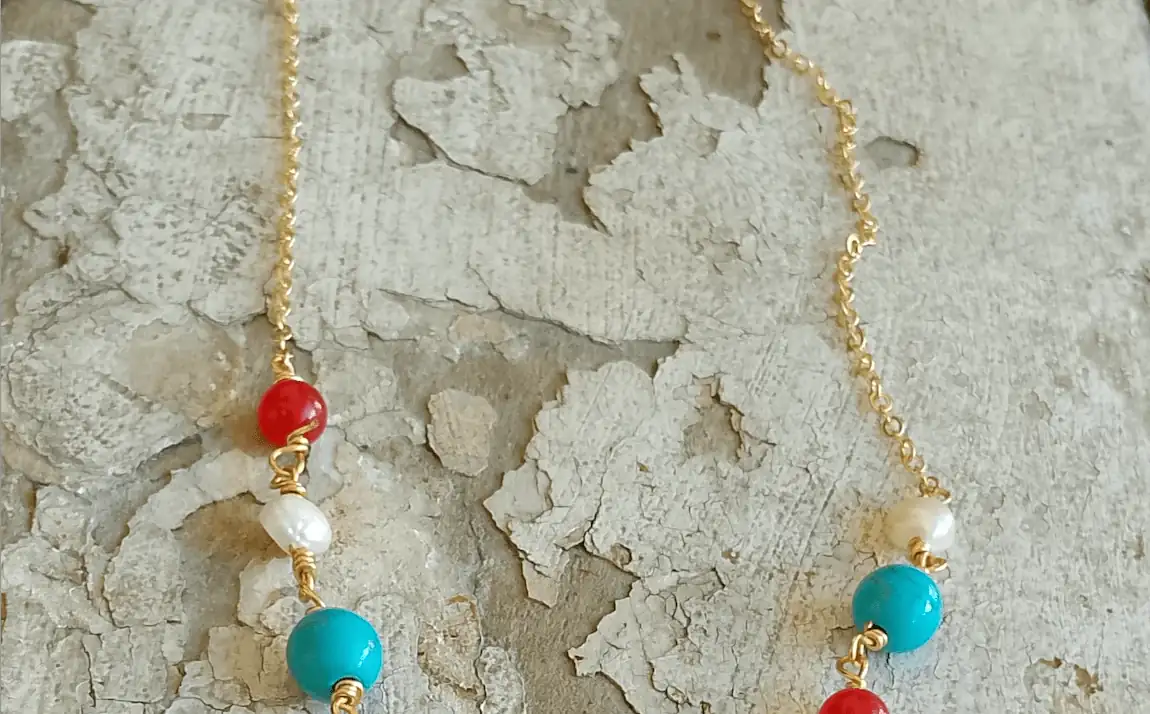 Collar en bronce con baño de oro y piedras semipreciosas - Imagen 3