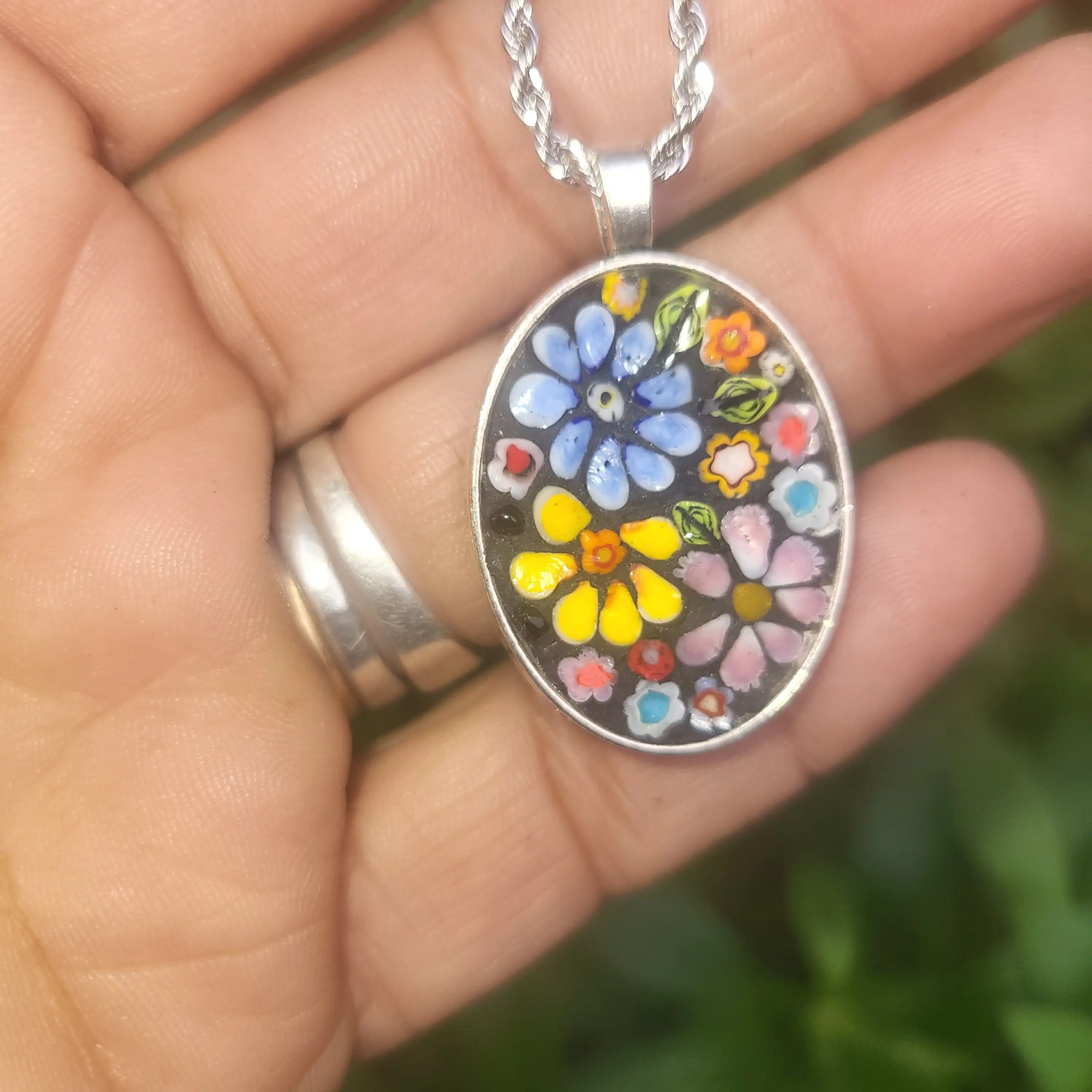 Colgante floral micromosaico