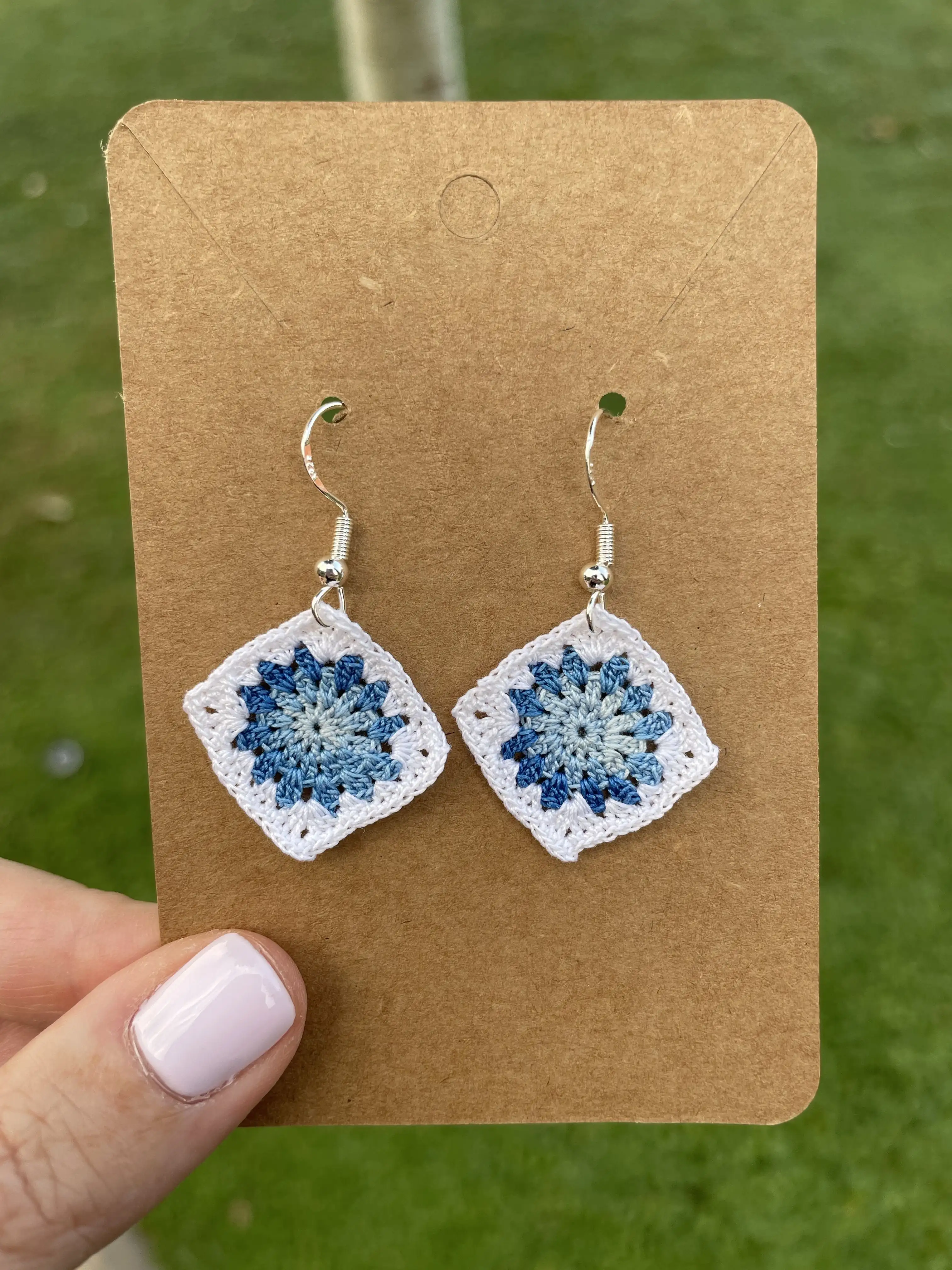 Pendientes mini mosaico azul oscuro