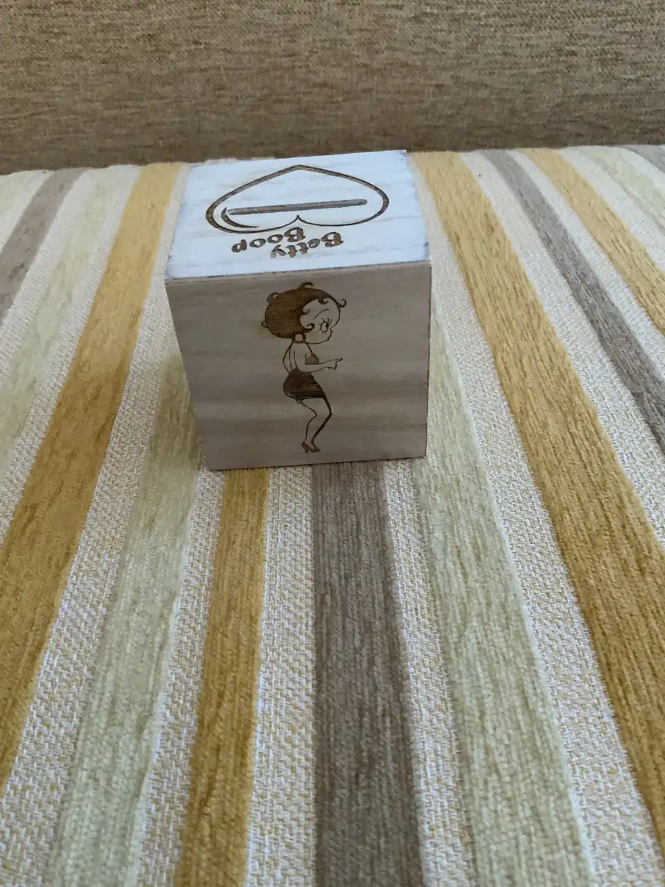 Hucha de madera - Imagen 3