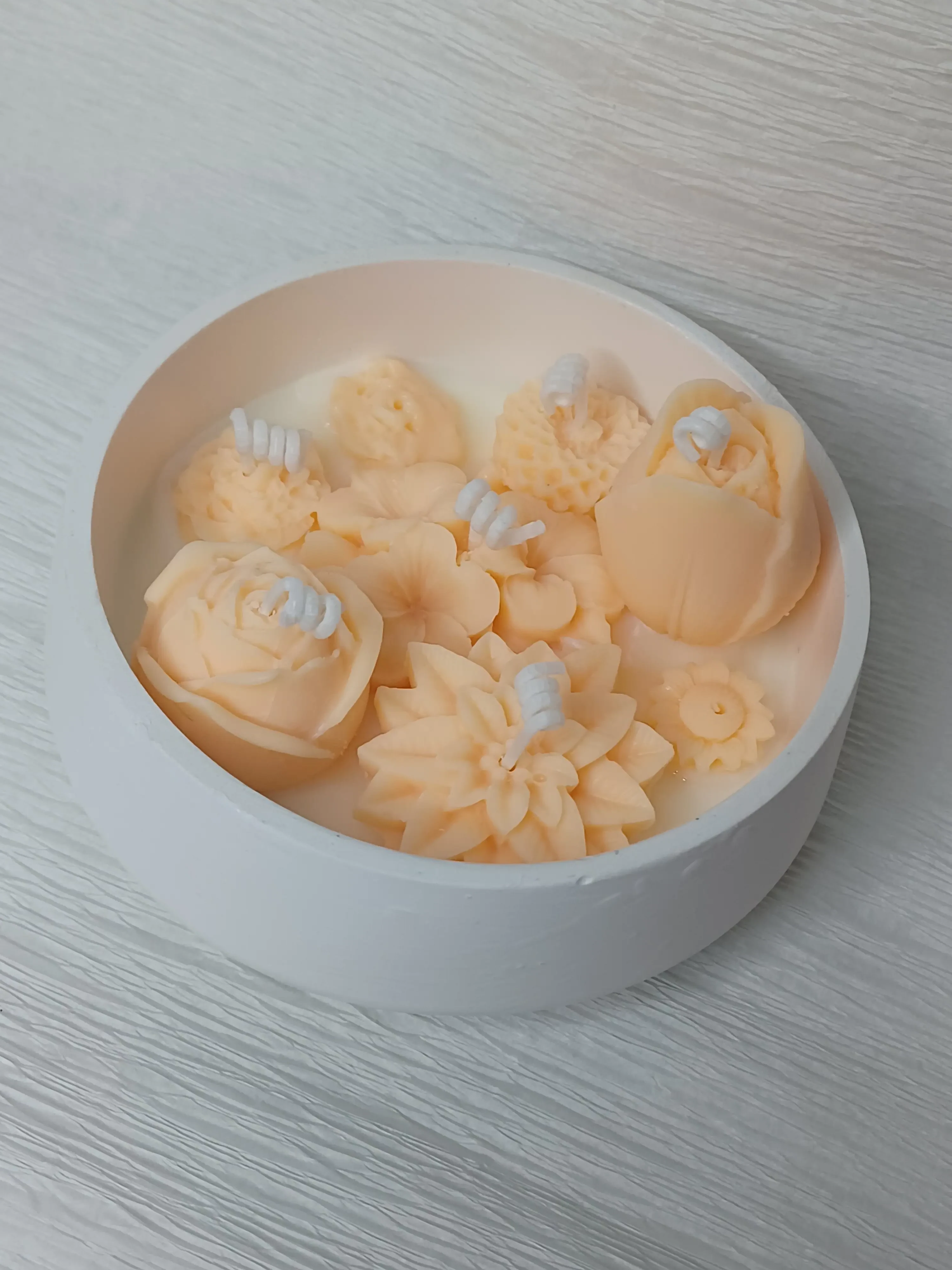 Vela aromática mandarina y canela - Imagen 4
