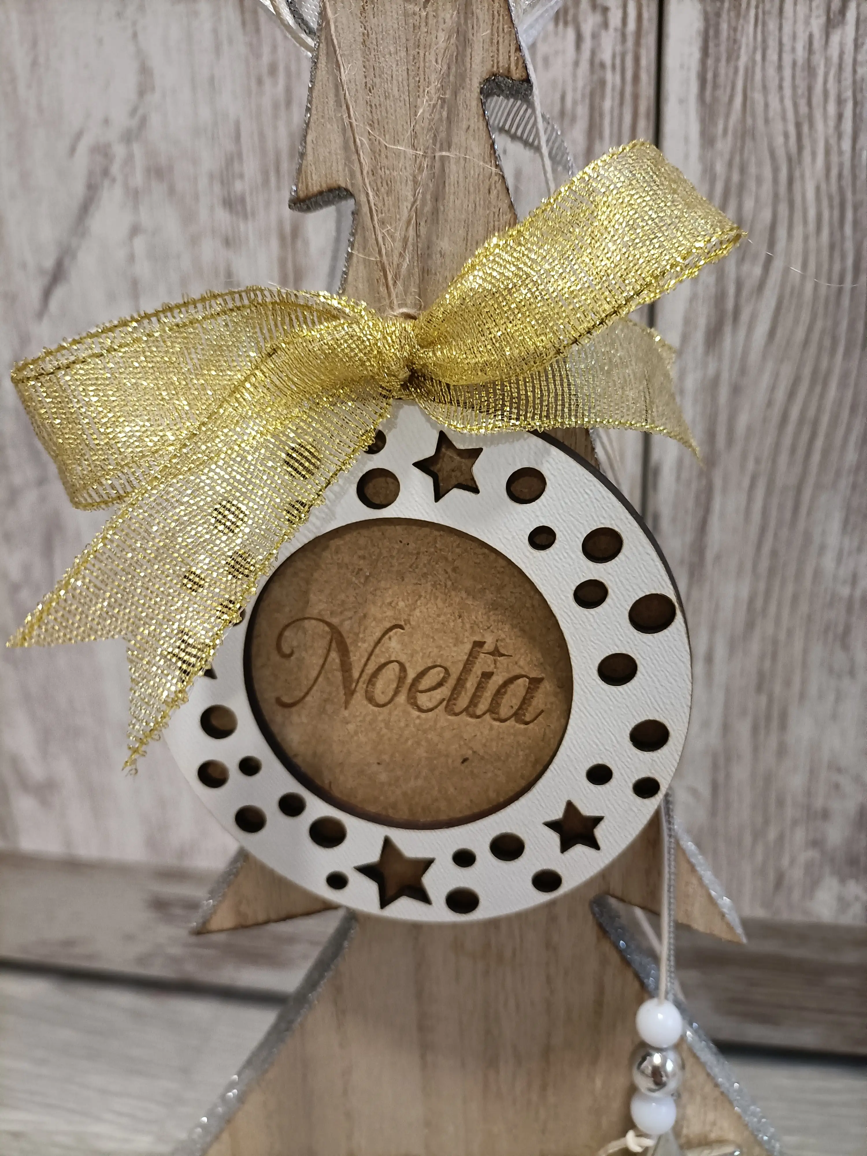 Bola de navidad de madera - Imagen 4
