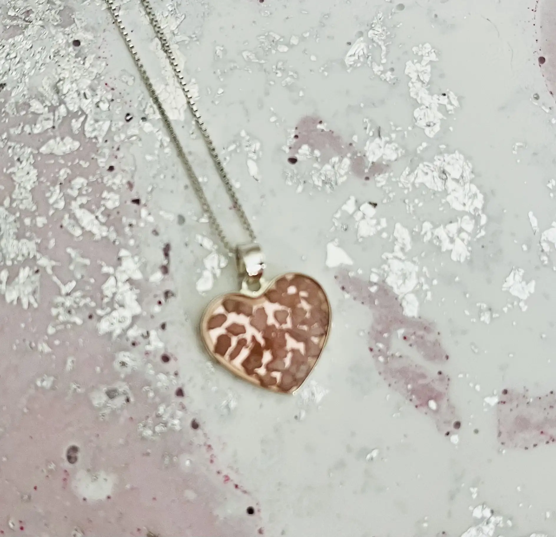 Corazón con cenizas de cremación - Imagen 2