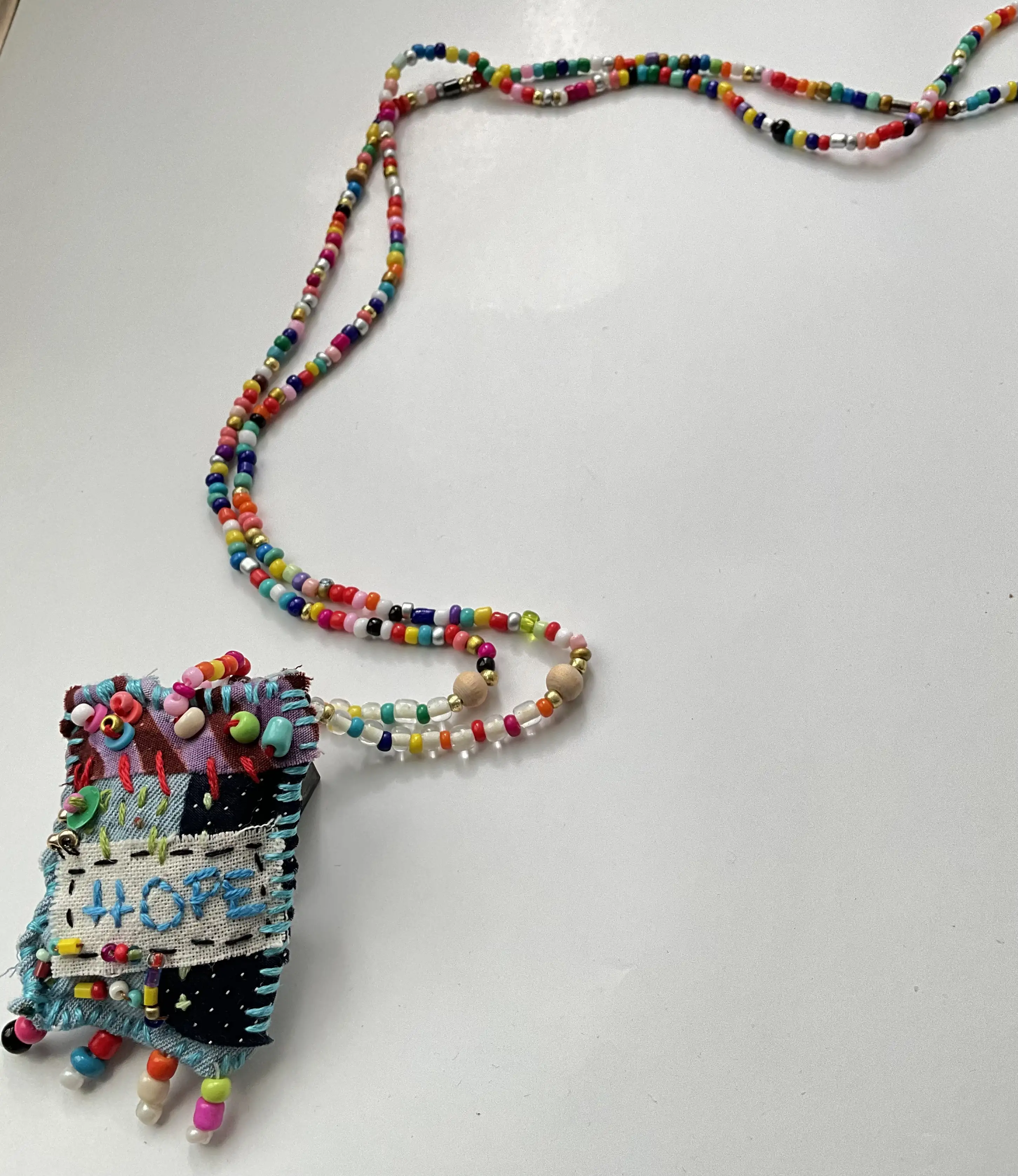 Collares bordados - Imagen 3