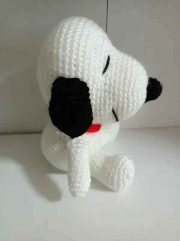 Snoopy peluche crochet - Imagen 3
