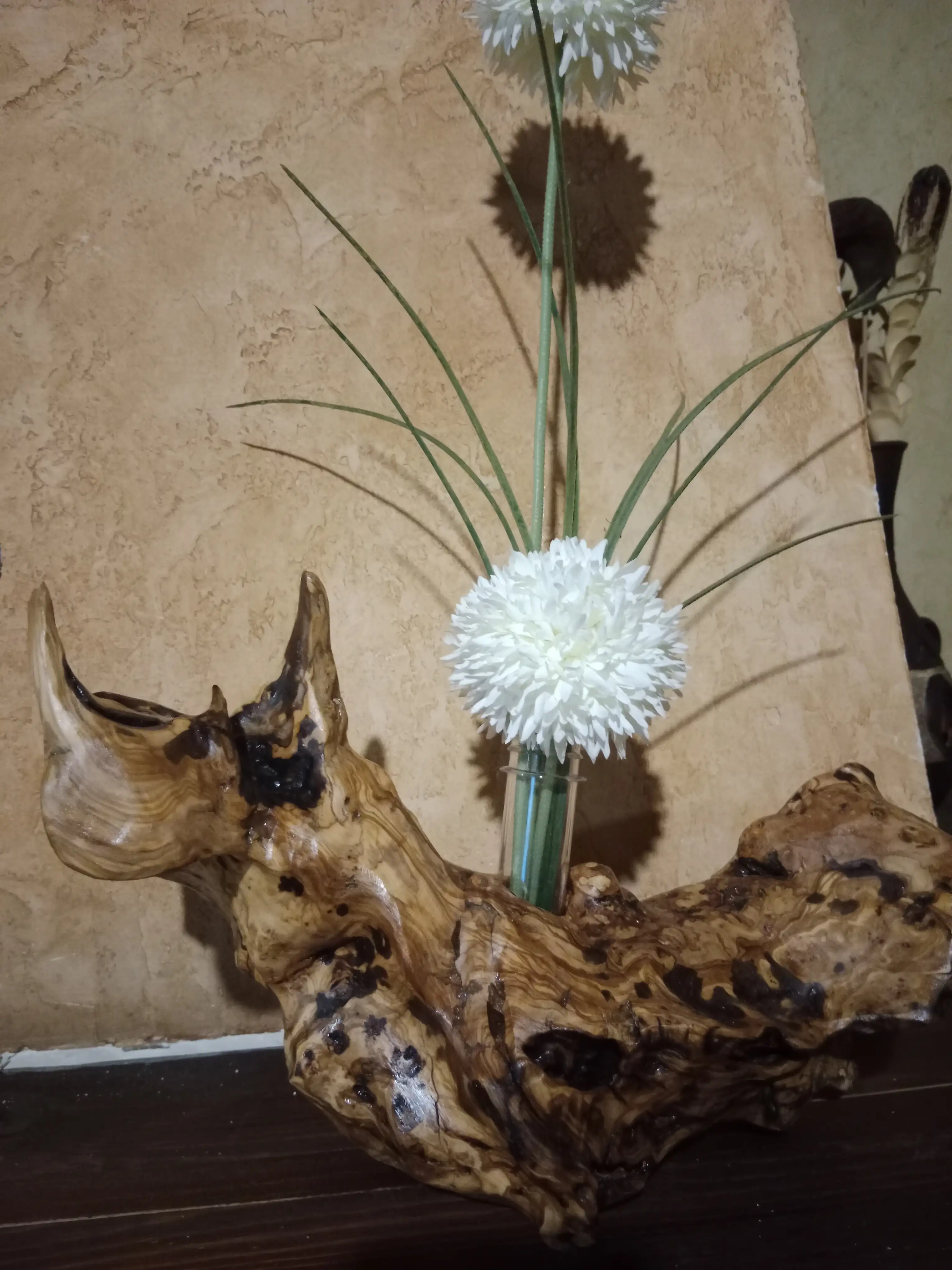Florero de madera natural