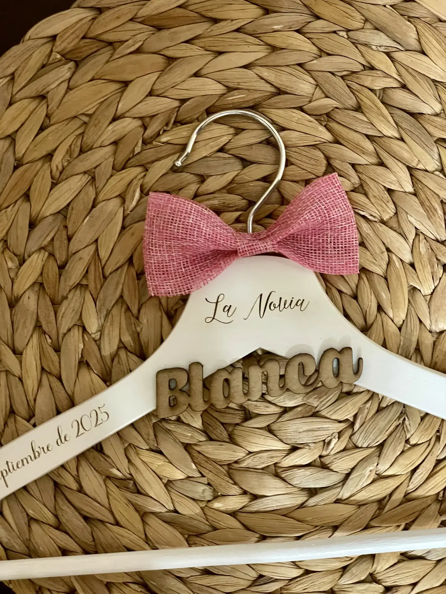 Percha personalizada - Imagen 5