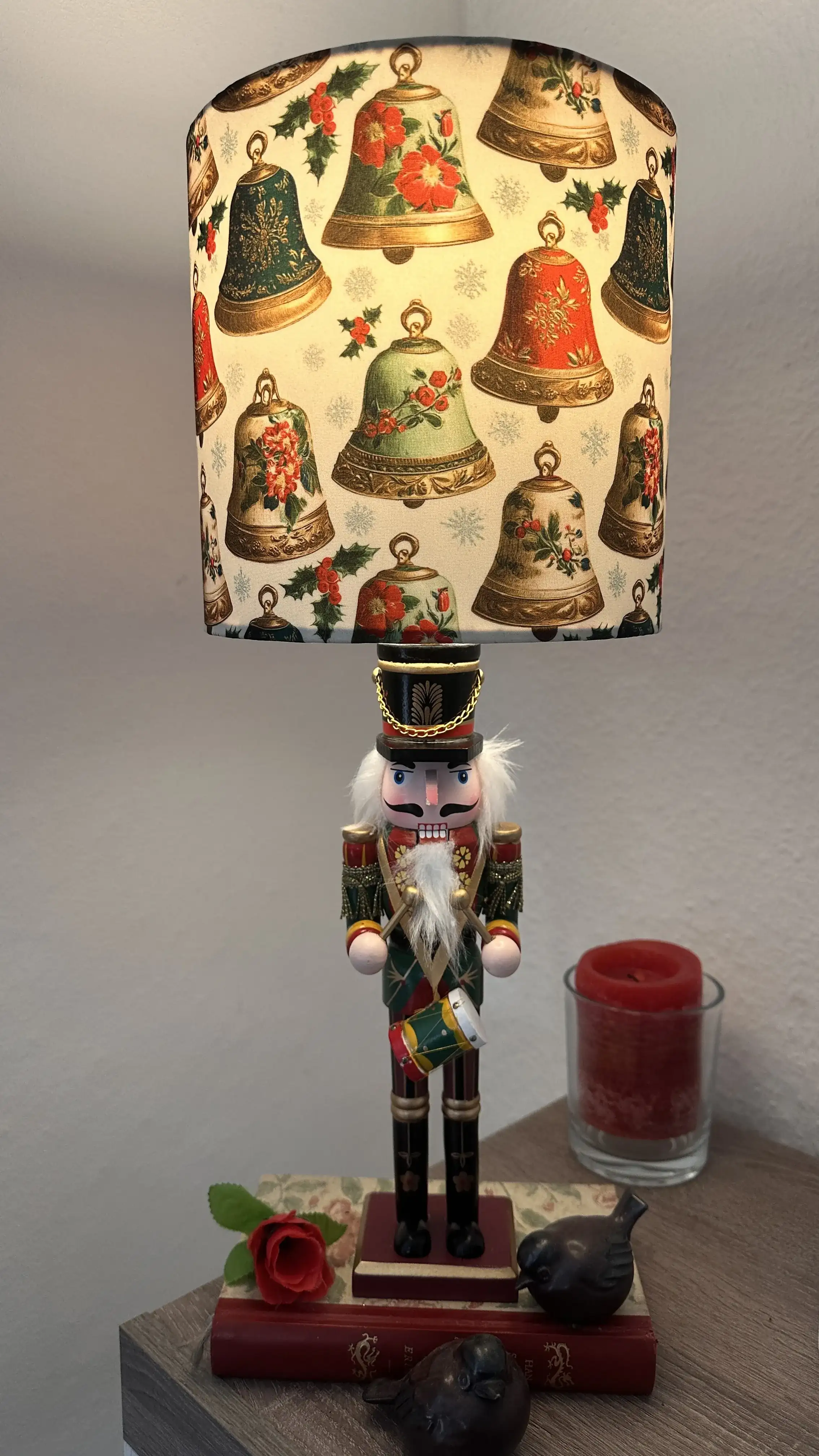 Lámpara cascanueces 