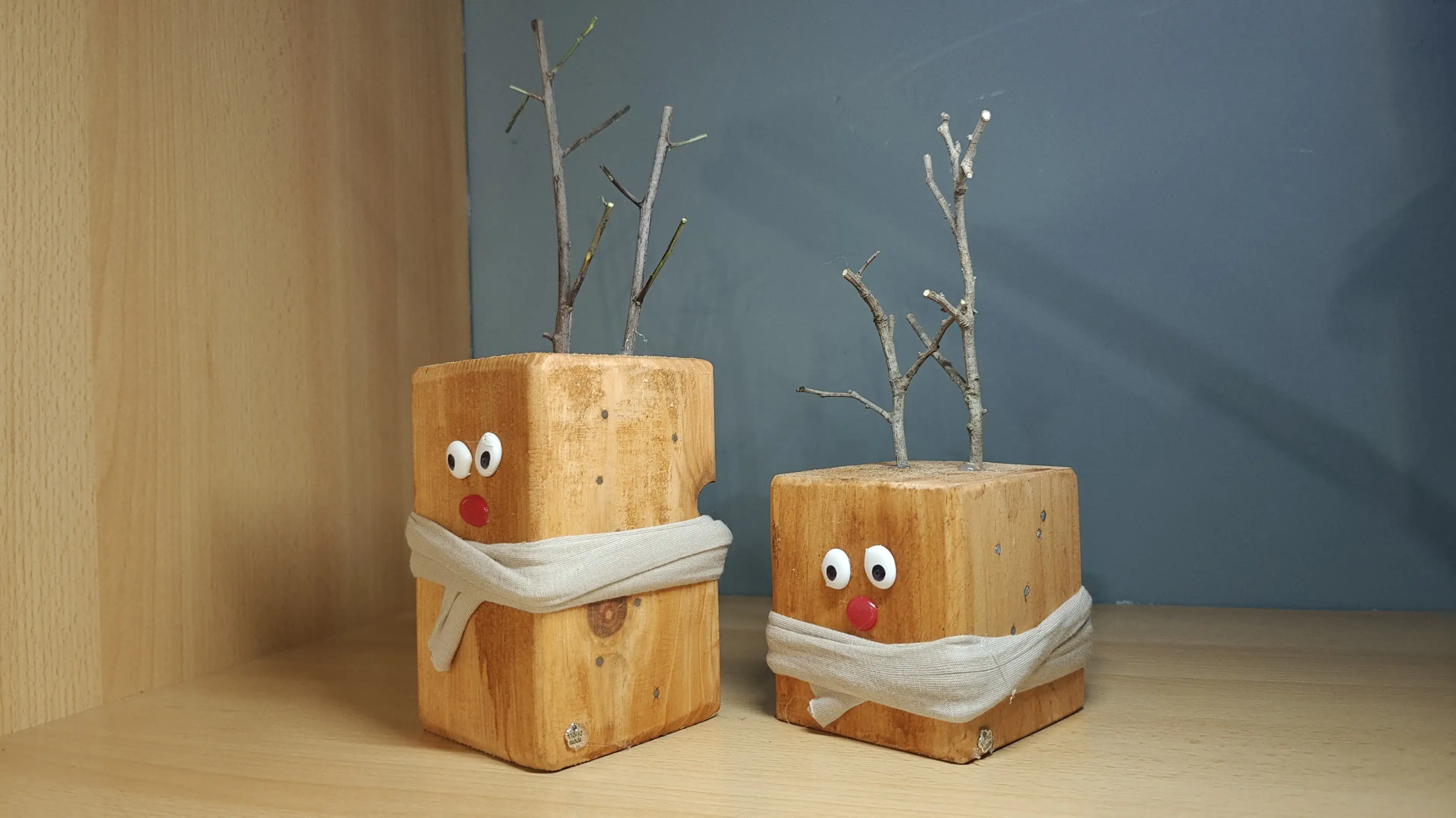 Pack renos de madera reciclada - Imagen 2