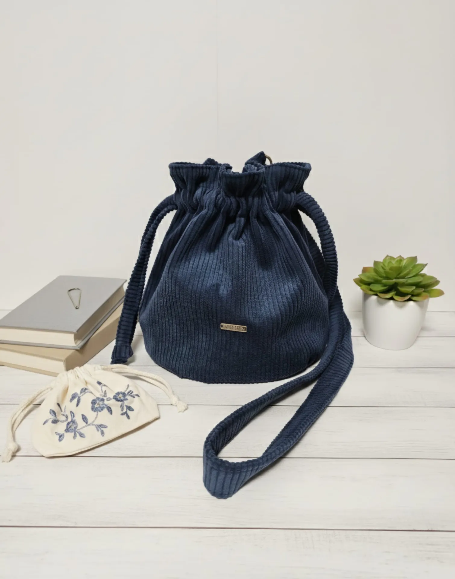 Bolso bombonera de pana