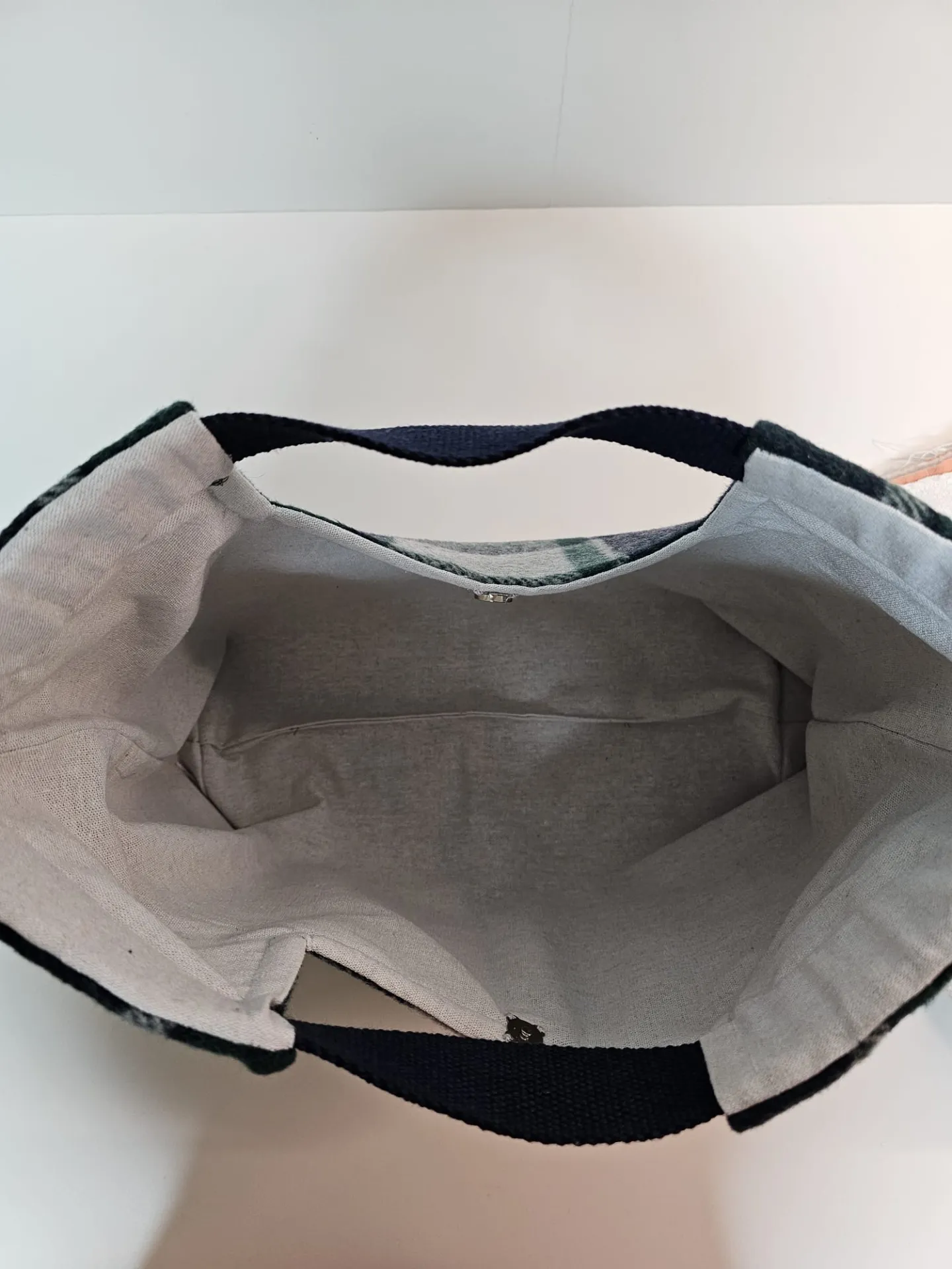 Bolso Tote de cuadros verdes y azules - Imagen 4