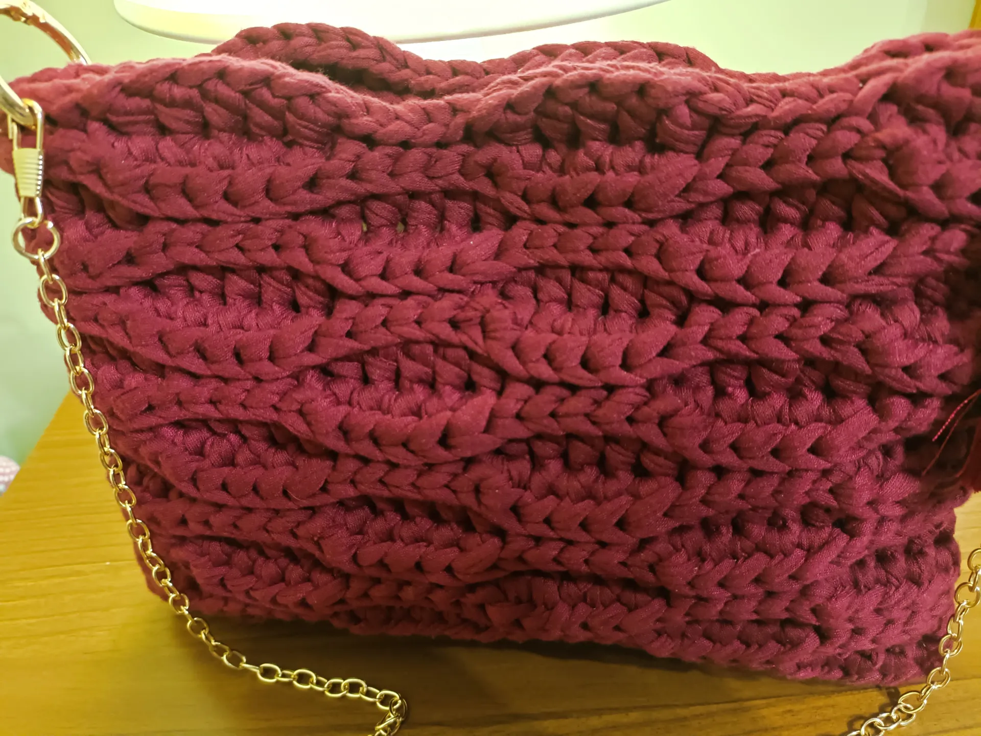 Bolso de trapillo color burdeos - Imagen 4