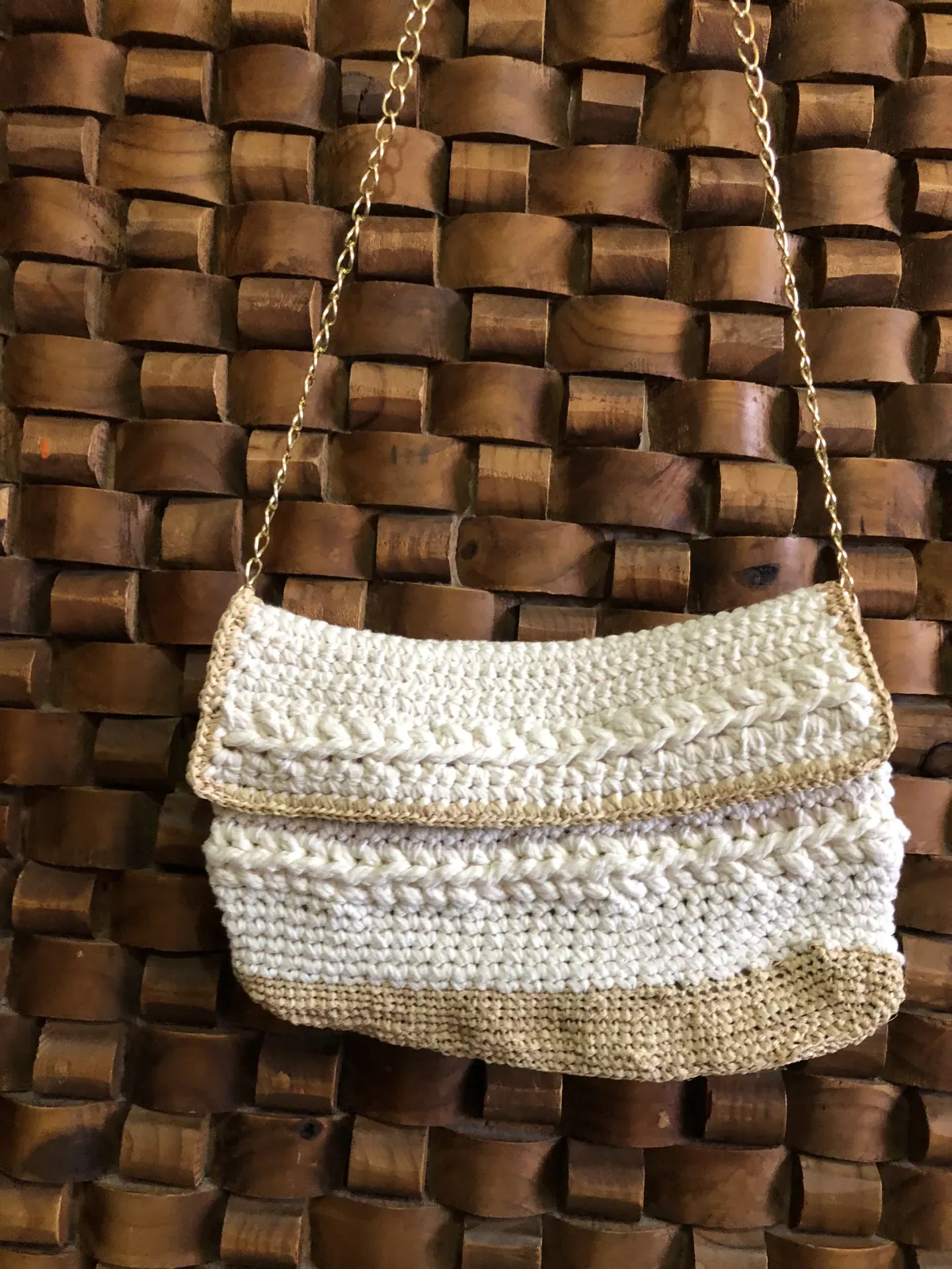 Clutch natural