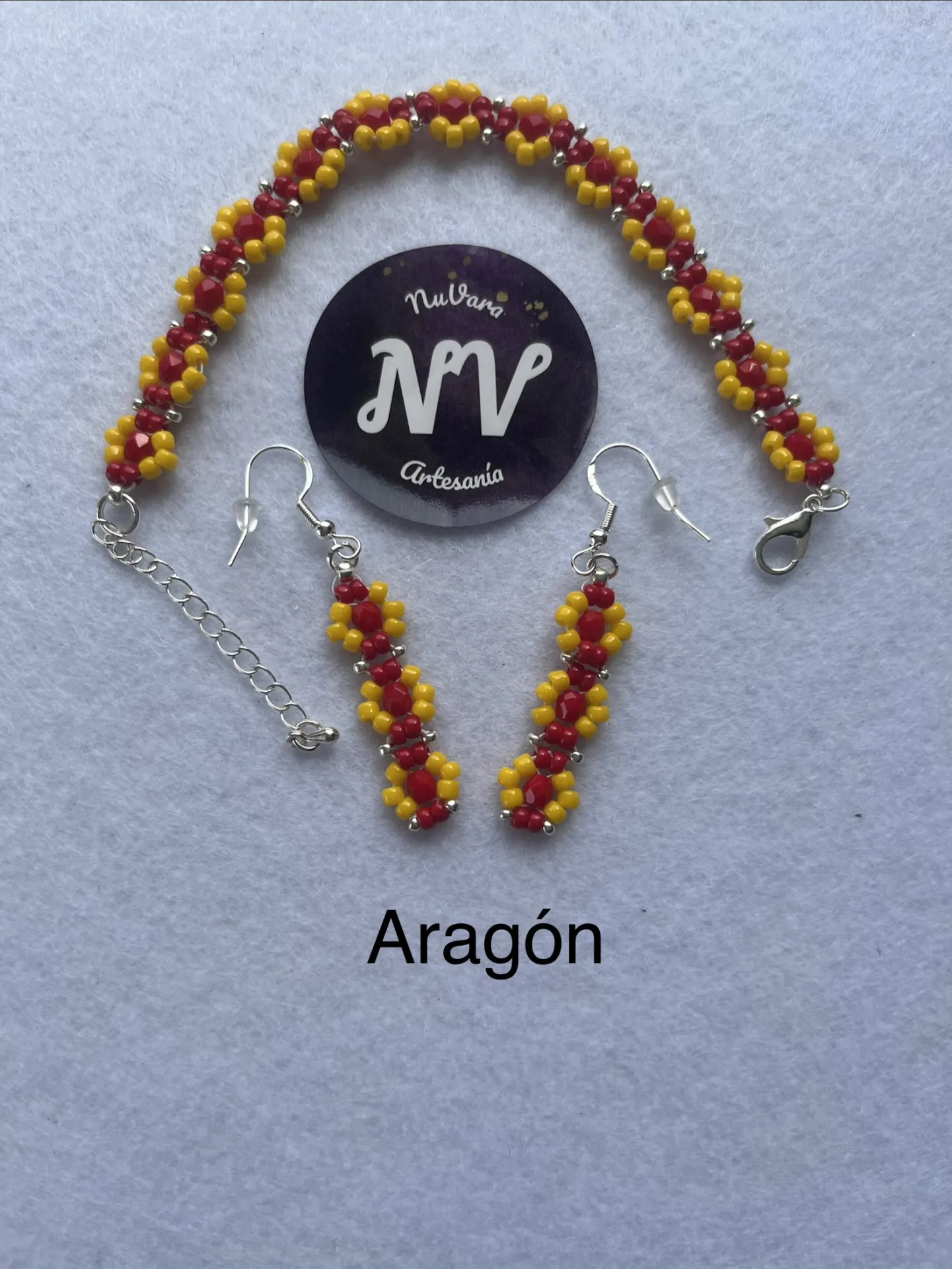 Pulsera y pendientes