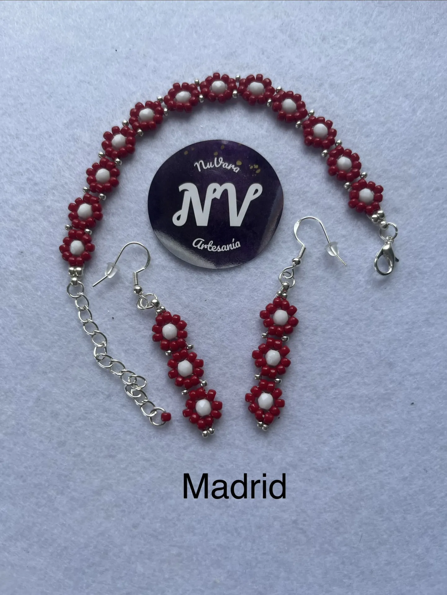 Pulsera y pendientes