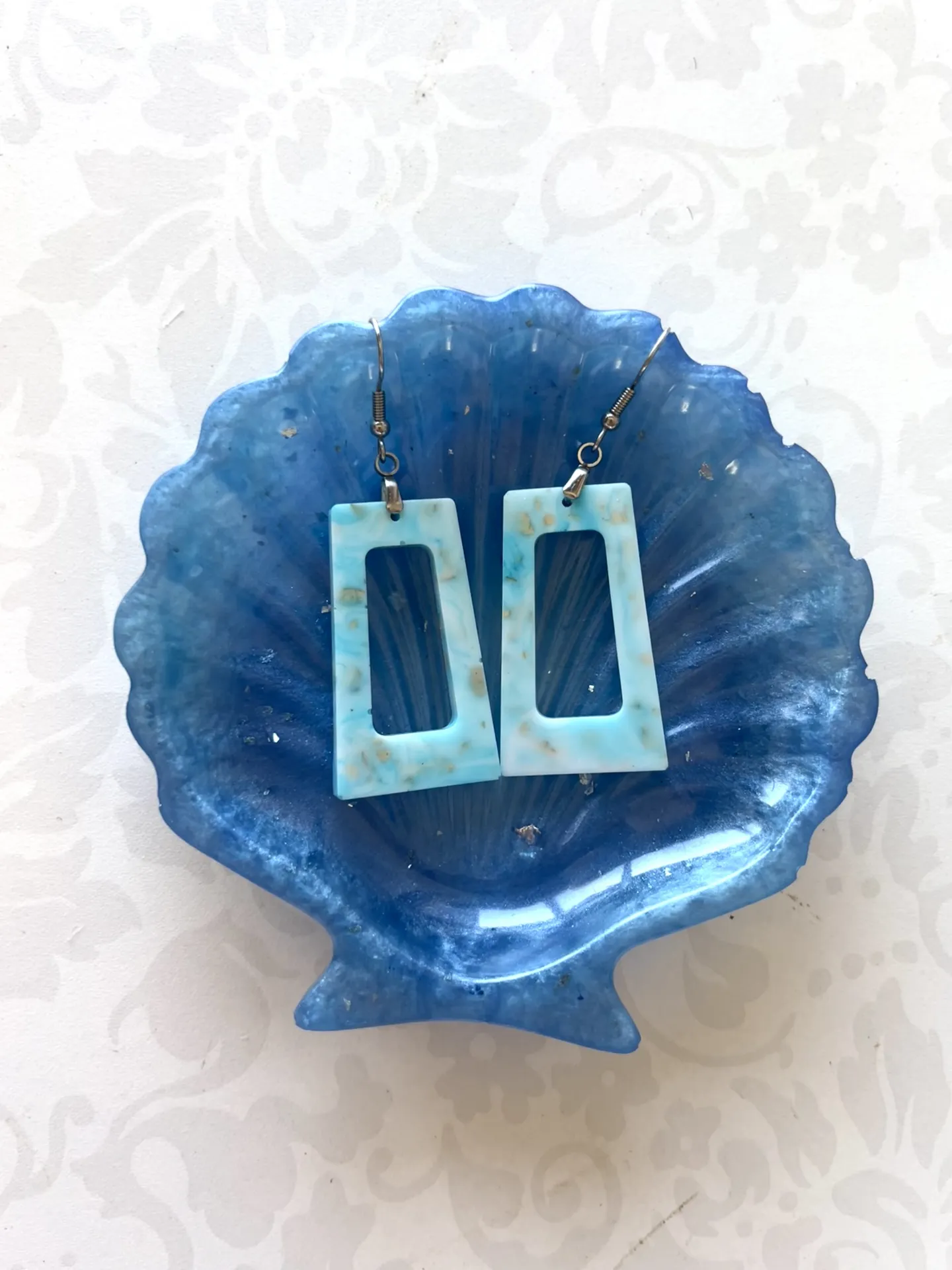 Pendientes rectangulares efecto mármol azul | Hechos a mano