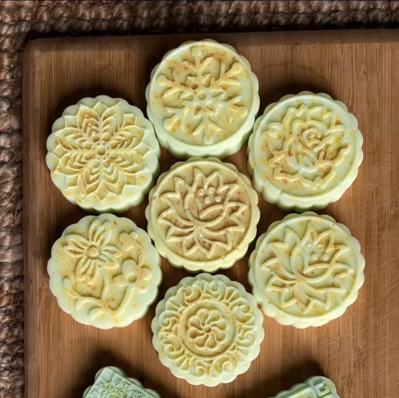 Jabón de Aceite de Almendra dulce y Limón (ralladura)