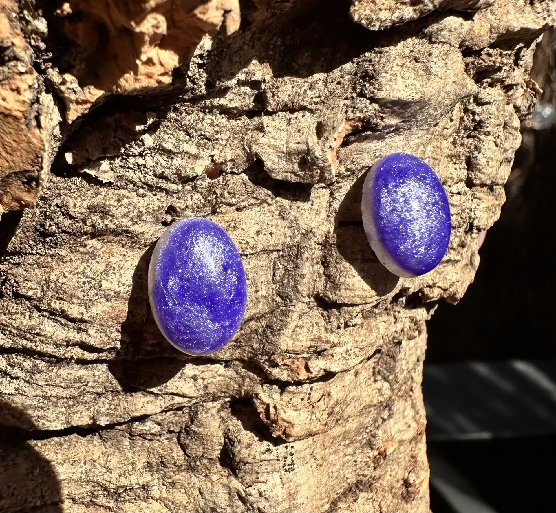 Pendientes botón morado - Imagen 2