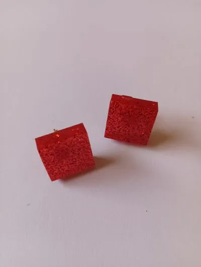 Pendientes Botón Cuadrados Rojos