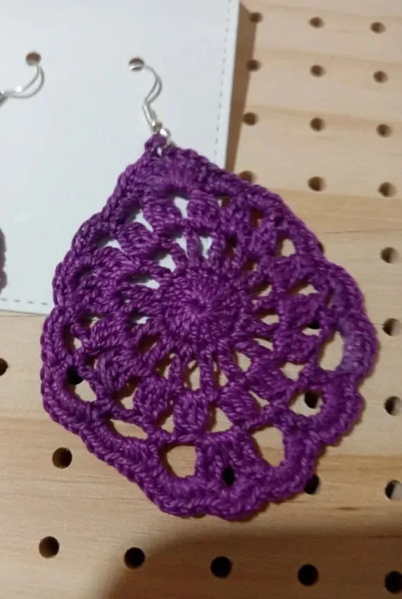 Pendientes artesanales de crochet - Imagen 3