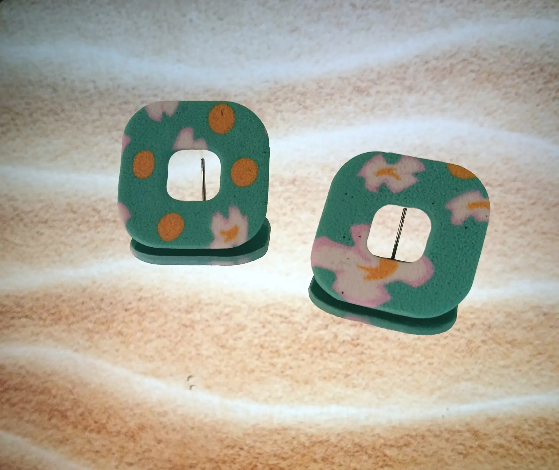 Pendientes nido