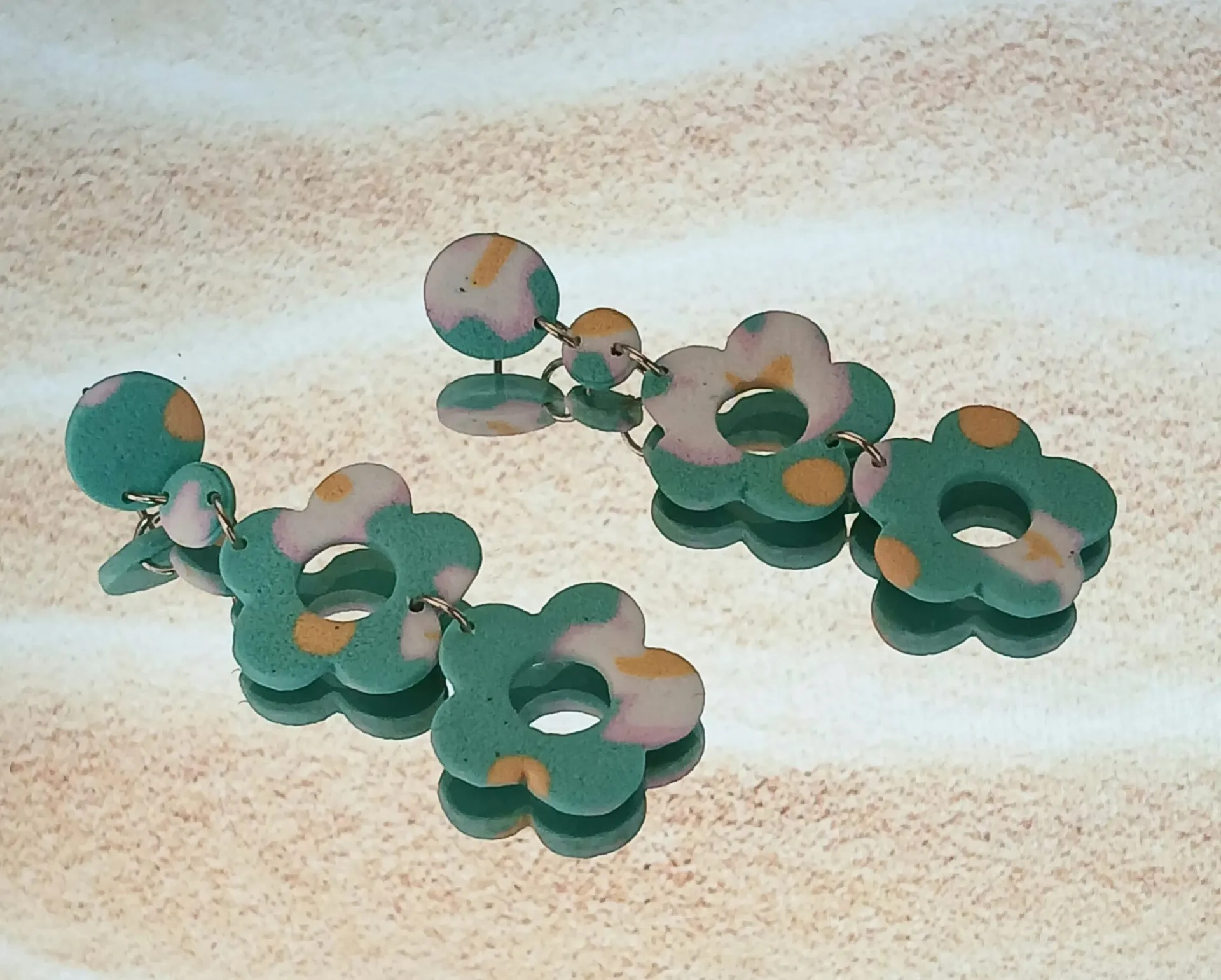 Pendientes susurro floral