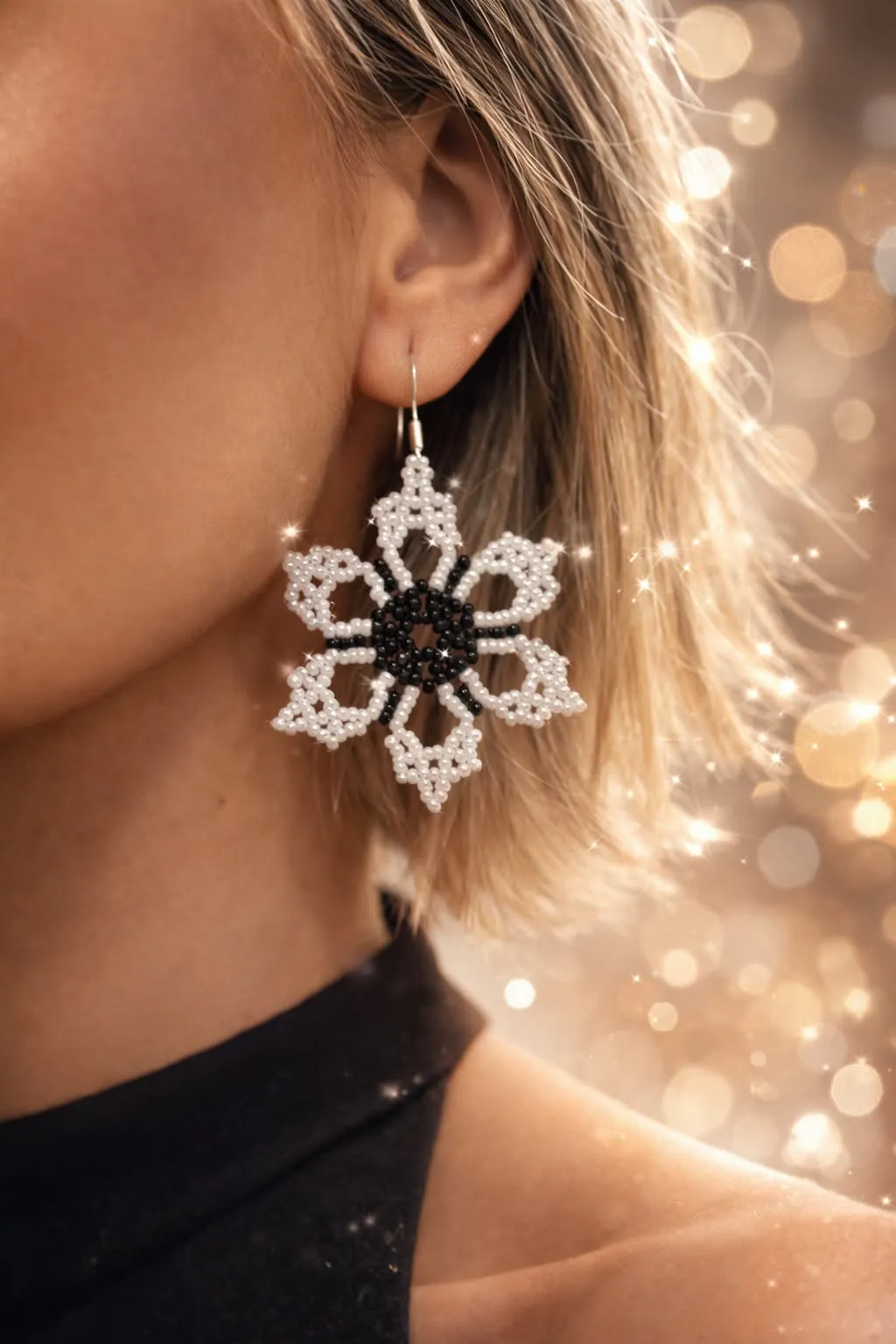 Pendientes flor byn en mostacillas miyuki.
