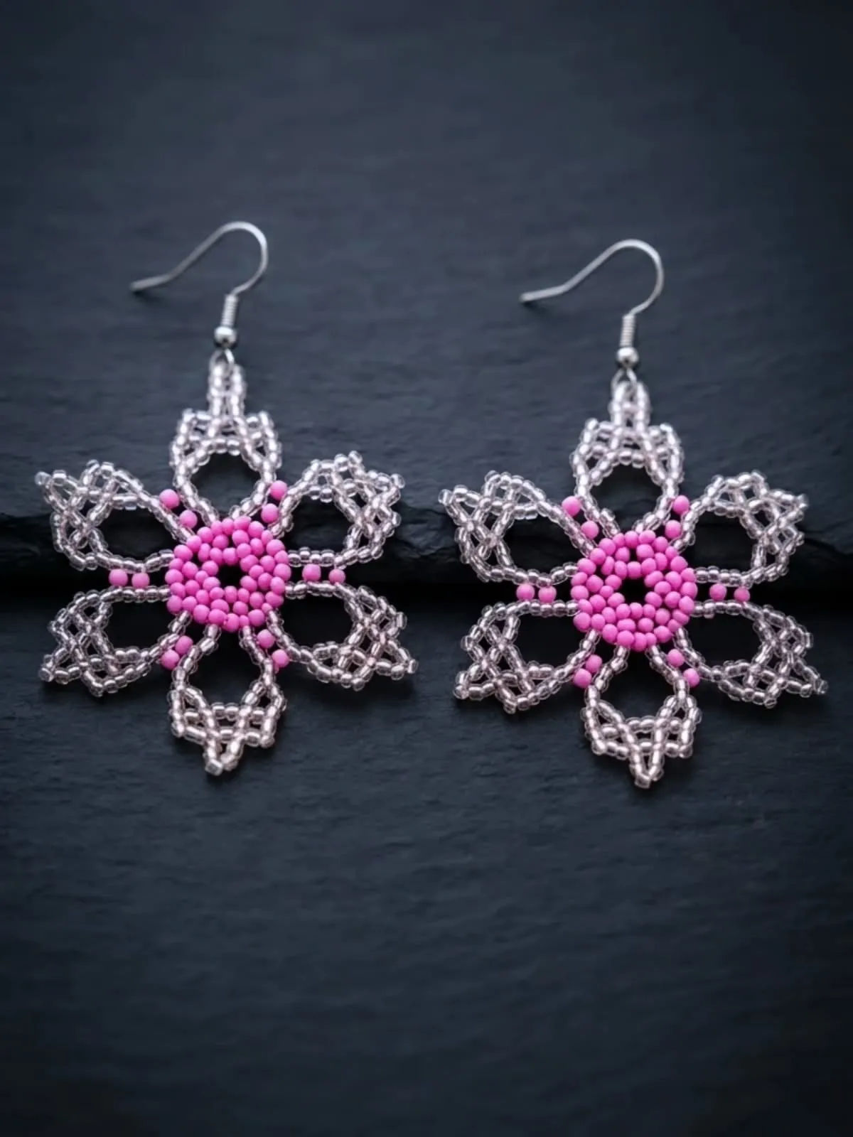 Pendientes flor rosa con mostacillas - Imagen 4