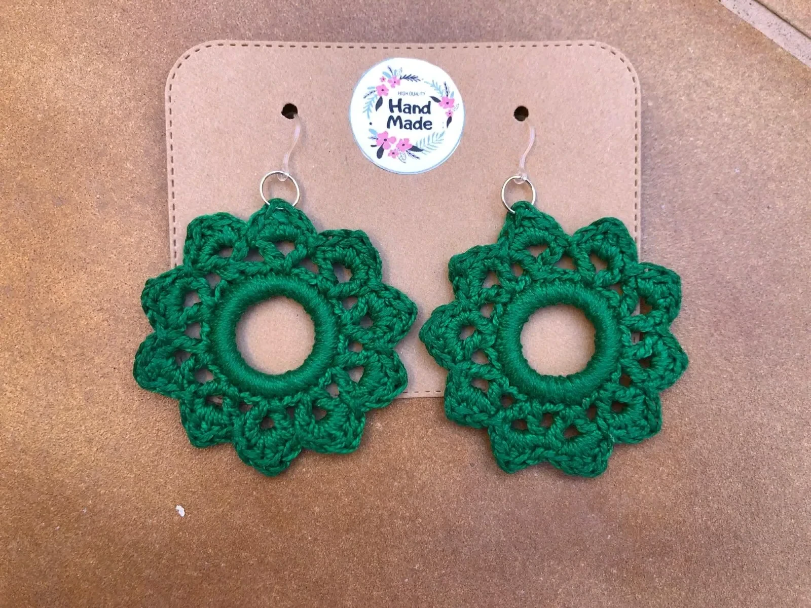Pendientes de crochet hechos a mano - Imagen 2
