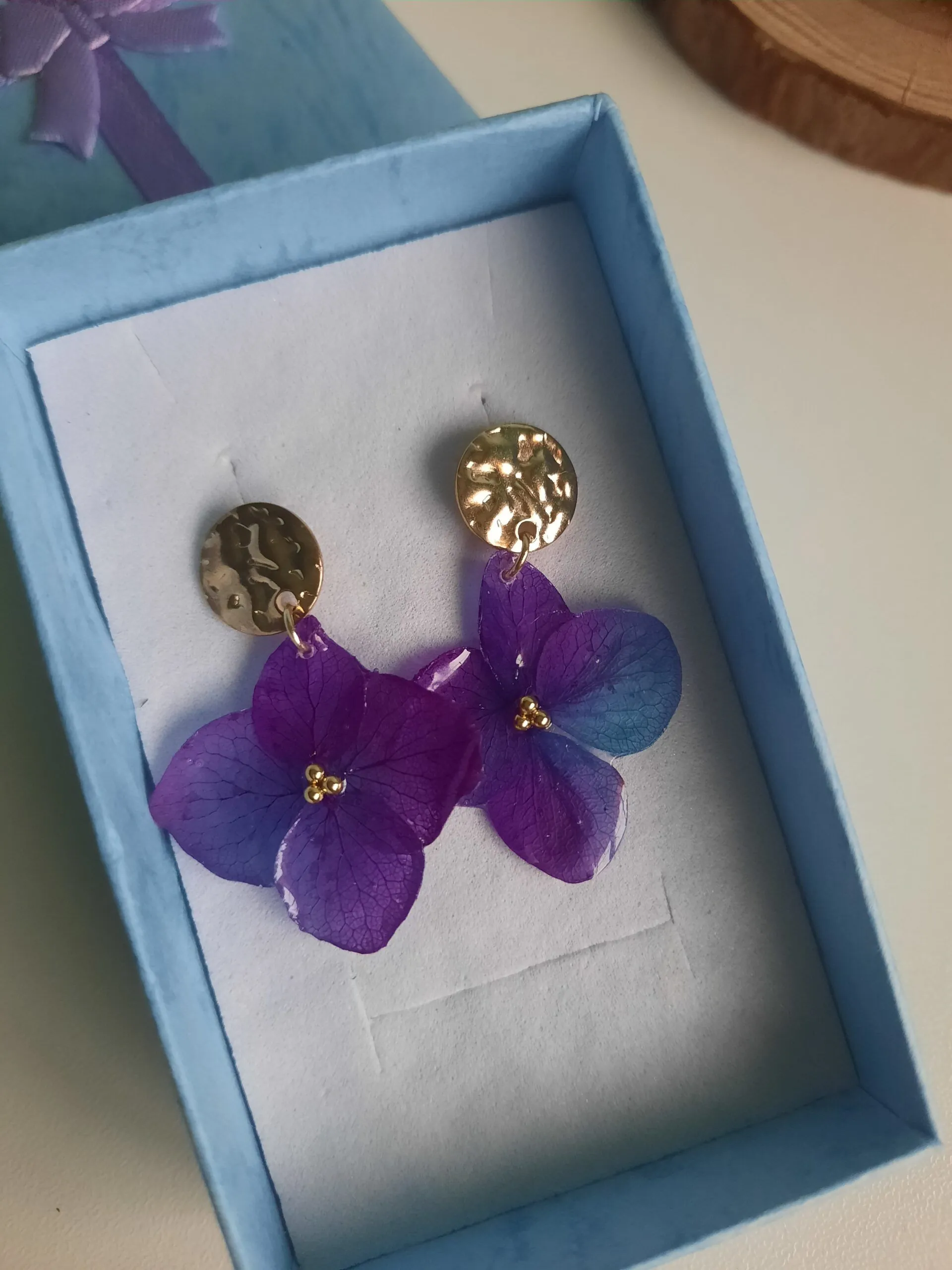 Pendientes Hortensias moradas - Imagen 2