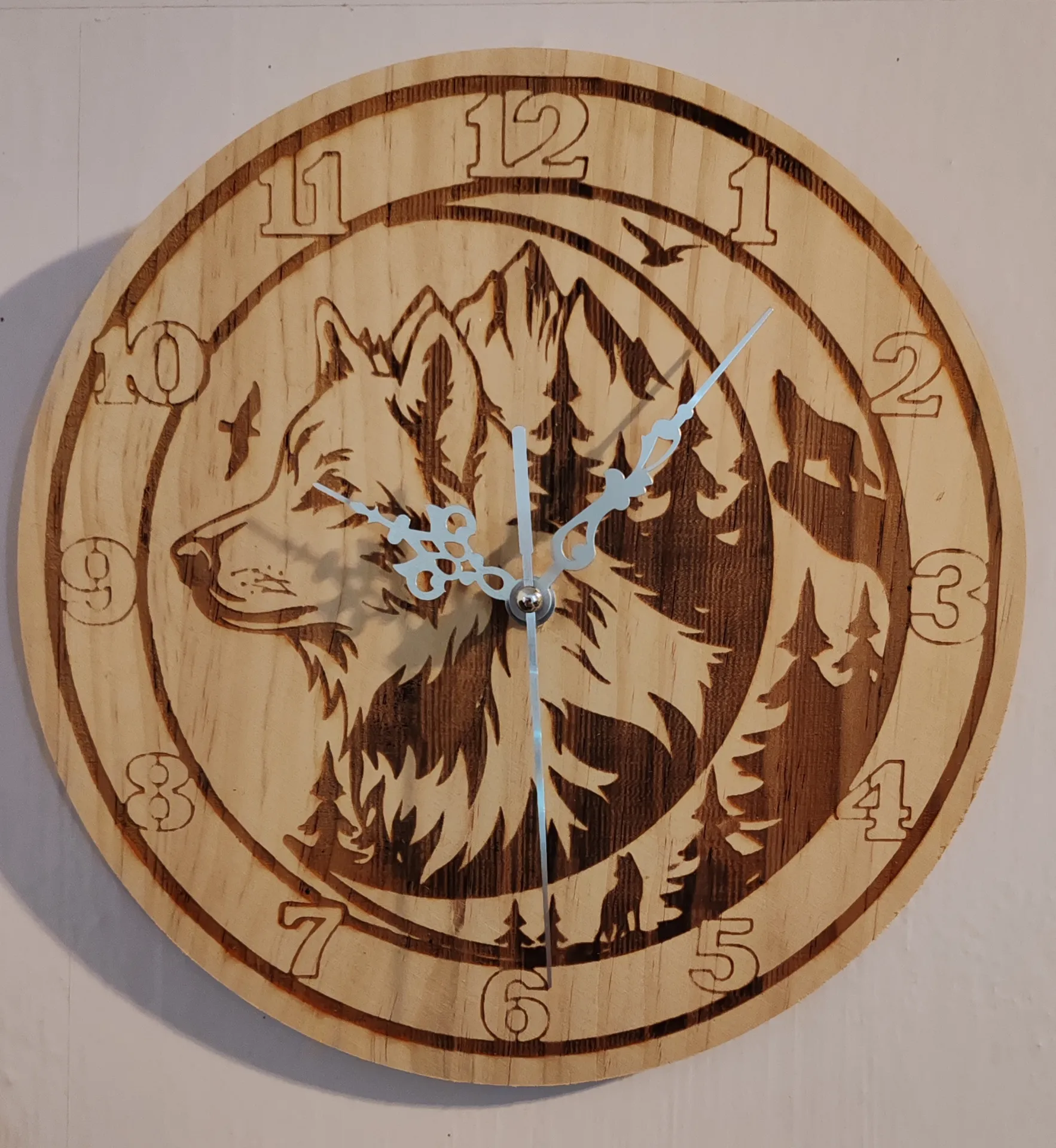 Reloj madera