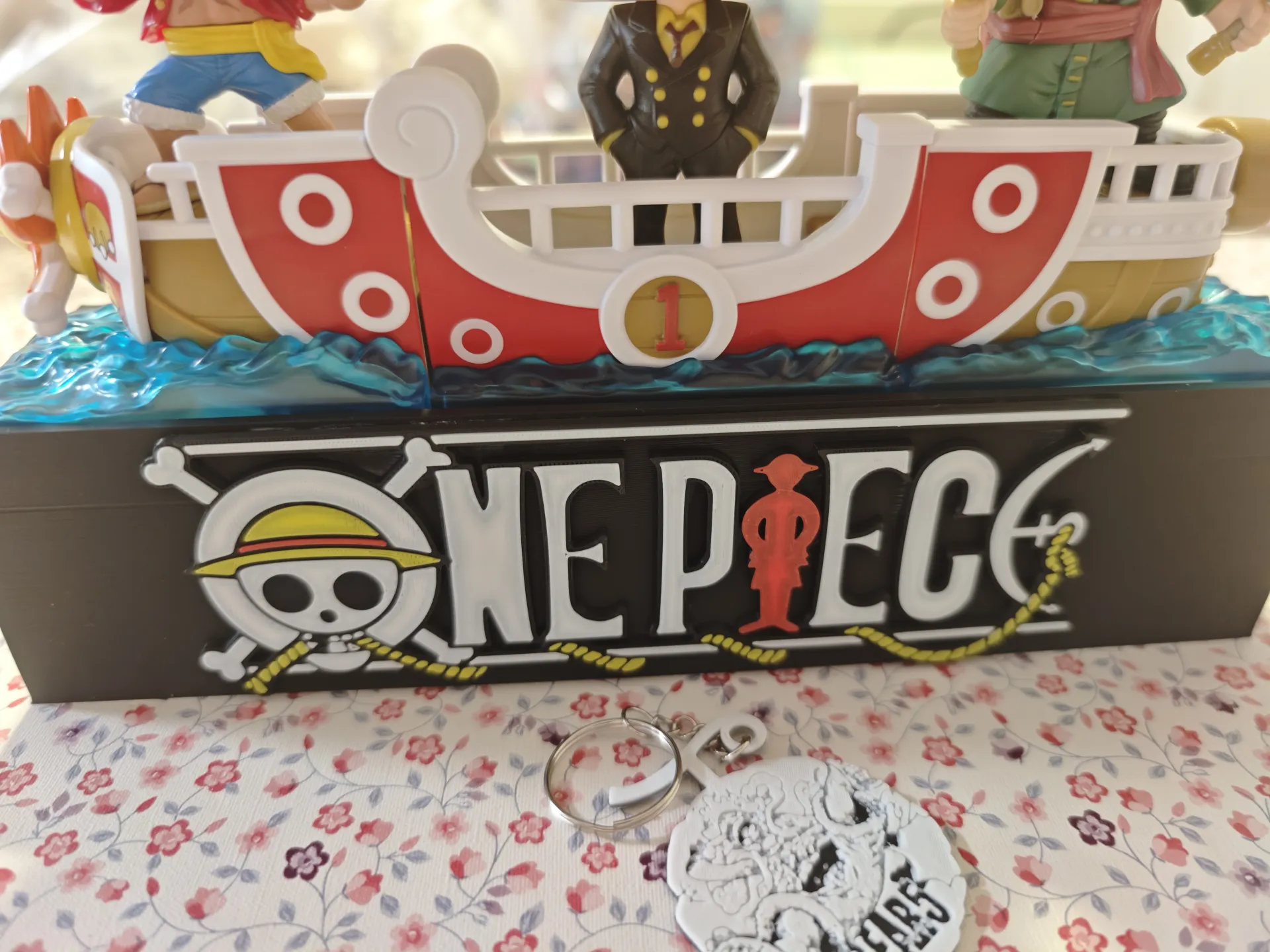Base one piece x Kinder  - Imagen 2